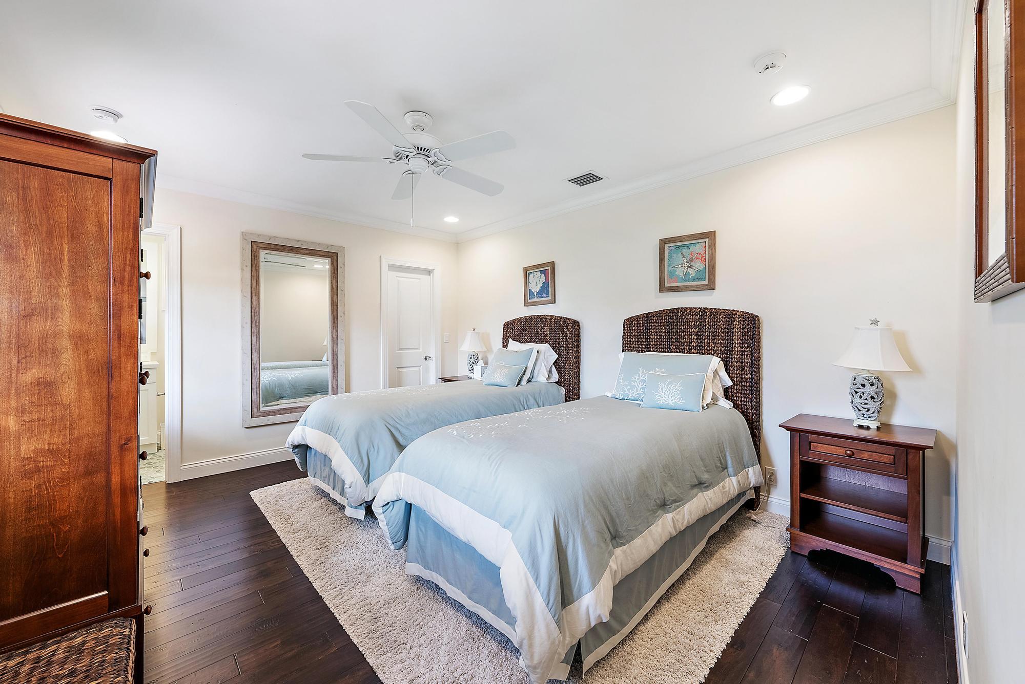 JUPITER INLET BEACH COLONY - Residential