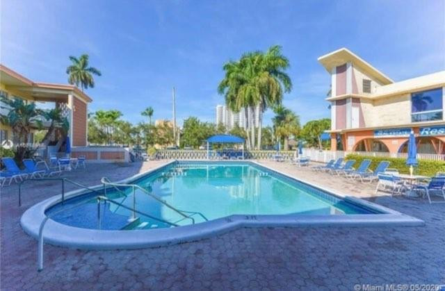 DIPLOMAT GOLF & RACQUET CLUB - Residential Lease