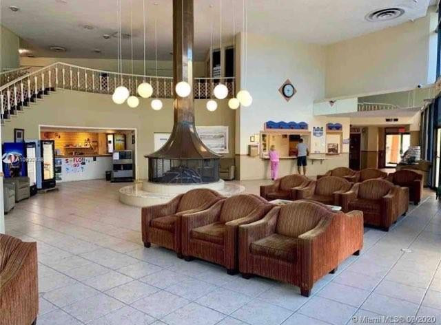 DIPLOMAT GOLF & RACQUET CLUB - Residential Lease