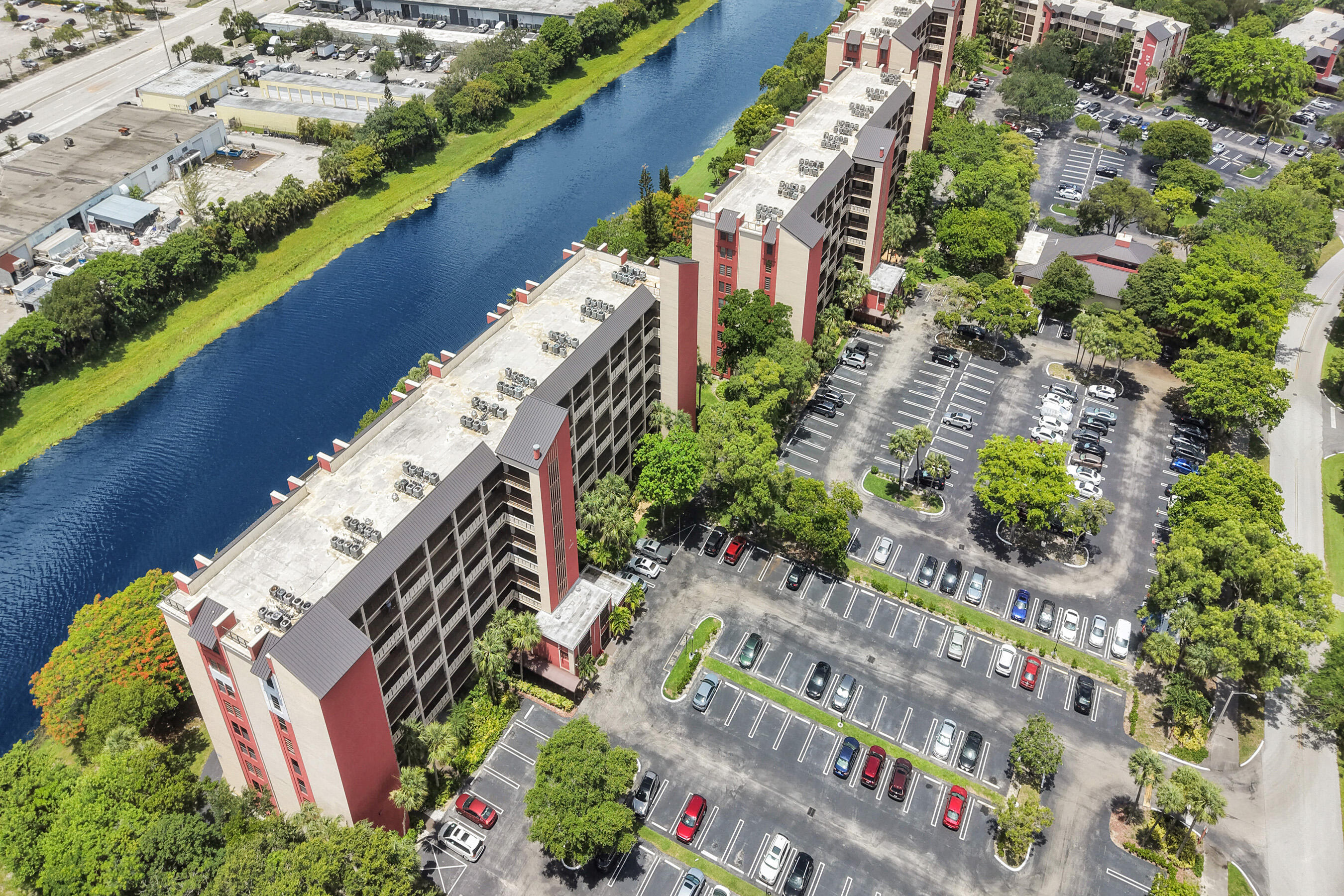 CYPRESS BEND CONDOMINIUM II - Residential