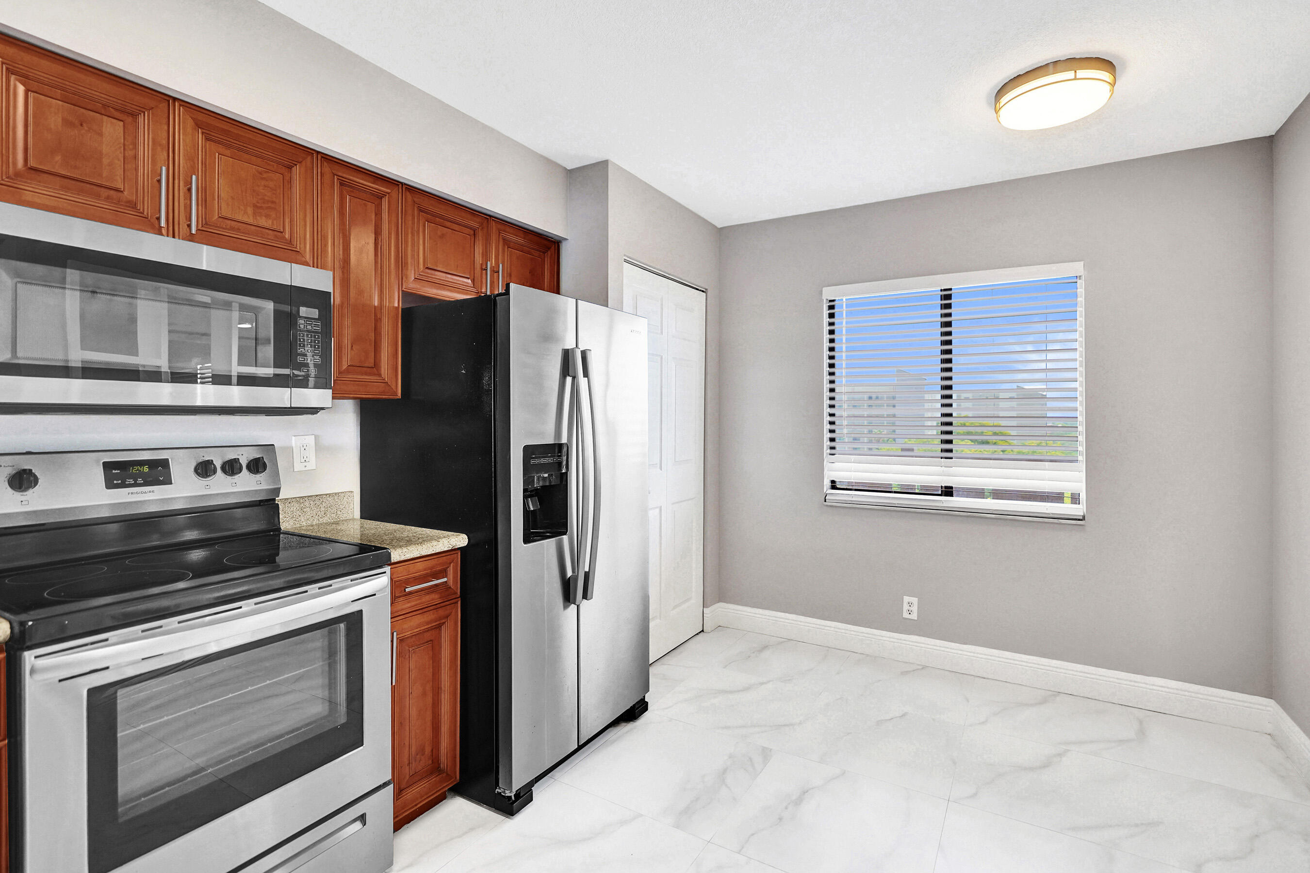 CYPRESS BEND CONDOMINIUM II - Residential