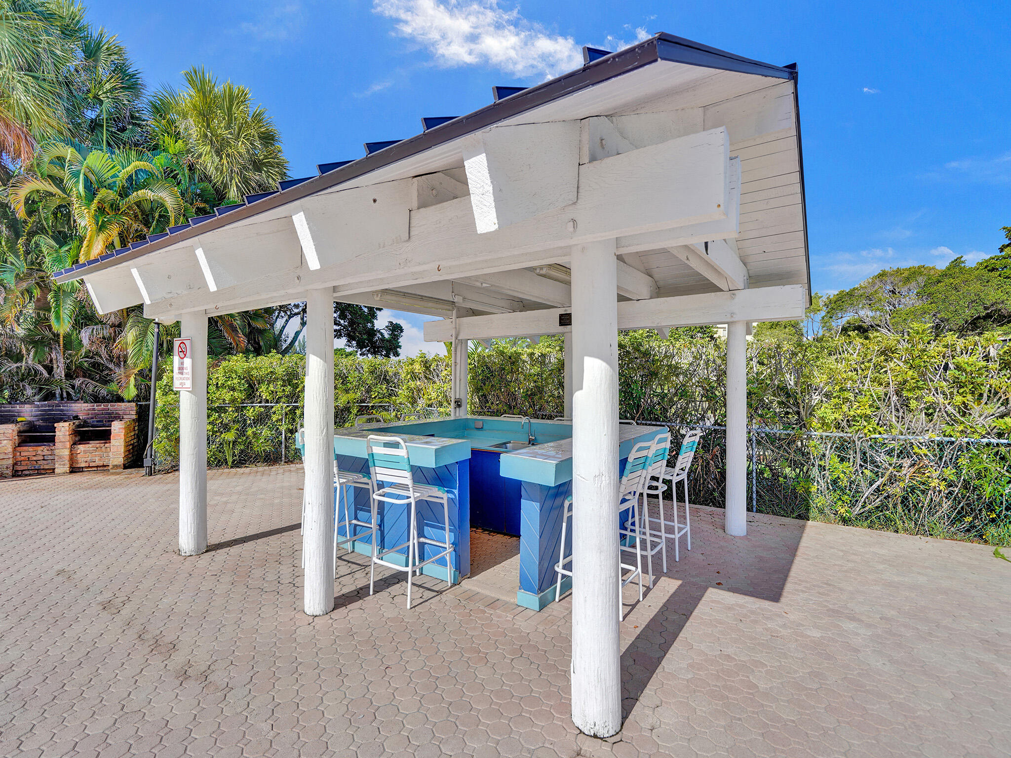 CYPRESS BEND CONDOMINIUM II - Residential