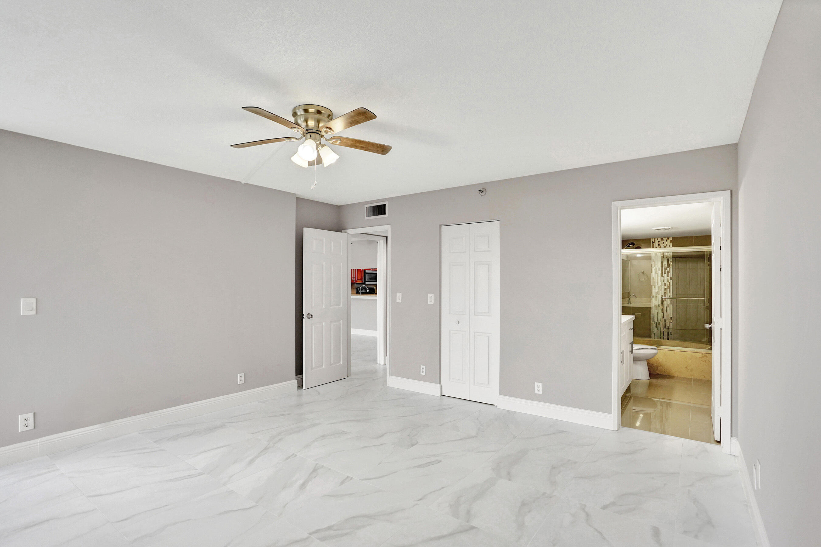 CYPRESS BEND CONDOMINIUM II - Residential