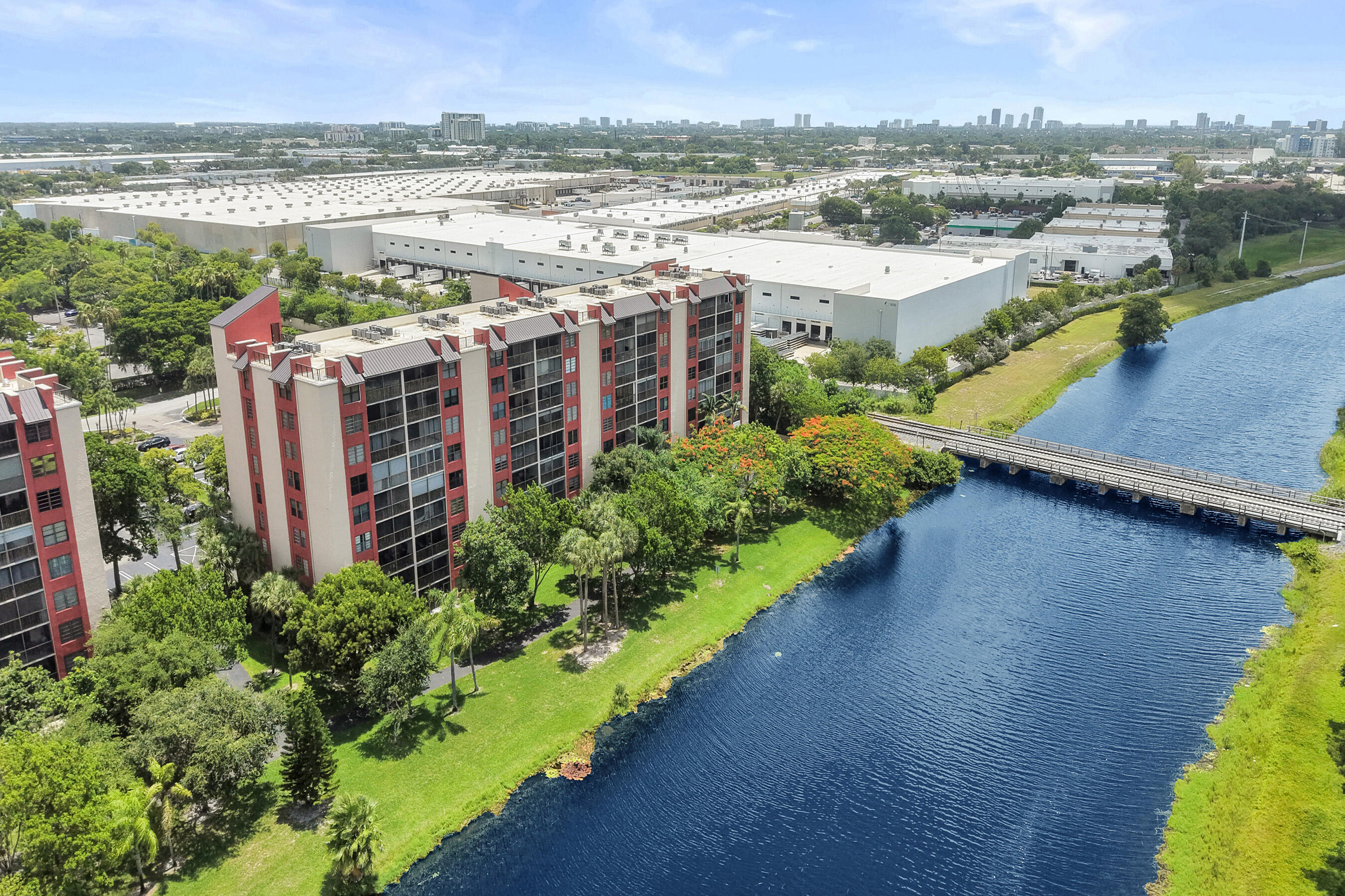 CYPRESS BEND CONDOMINIUM II - Residential