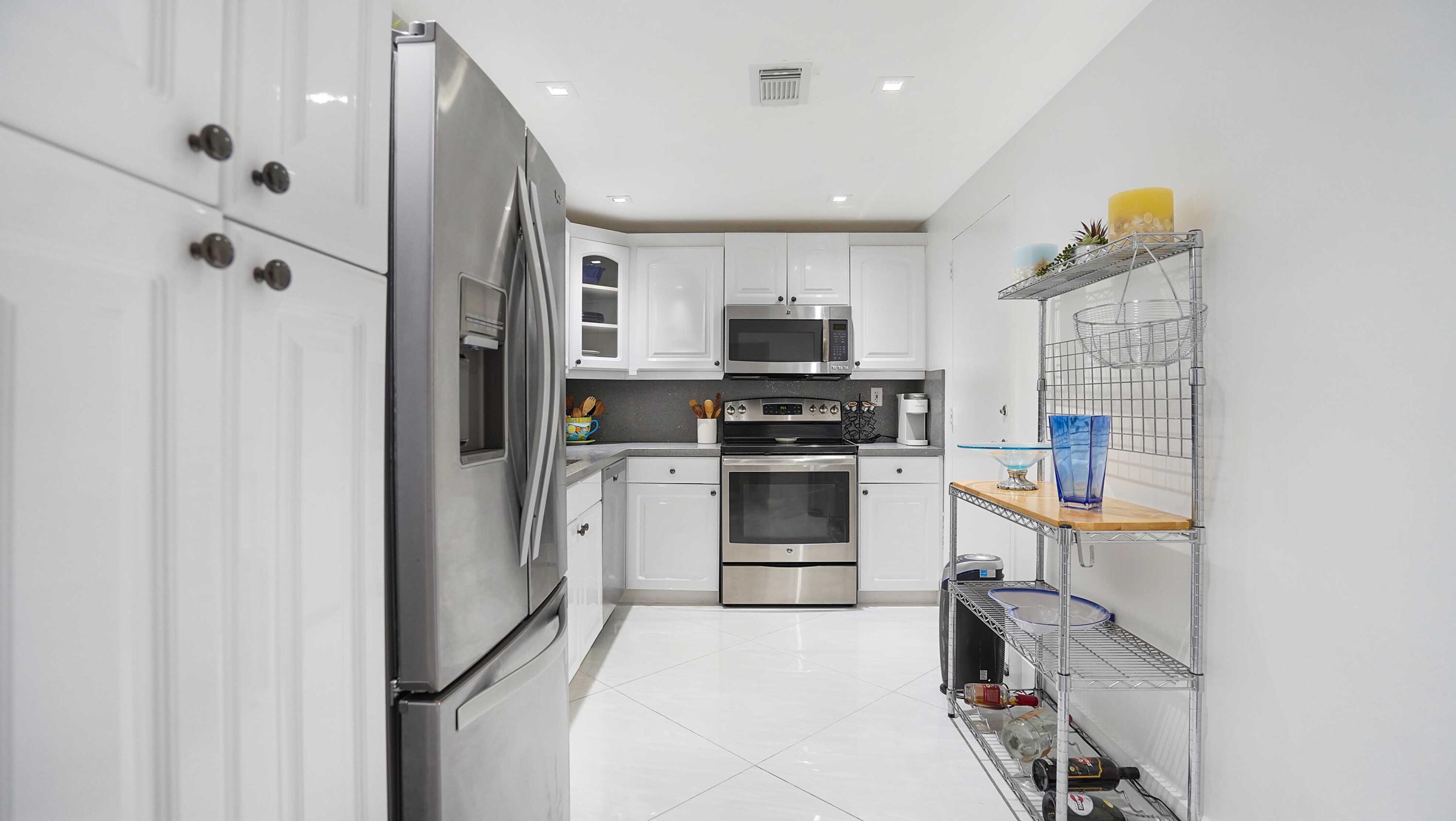 GALT TOWERS CONDO - Residential Lease