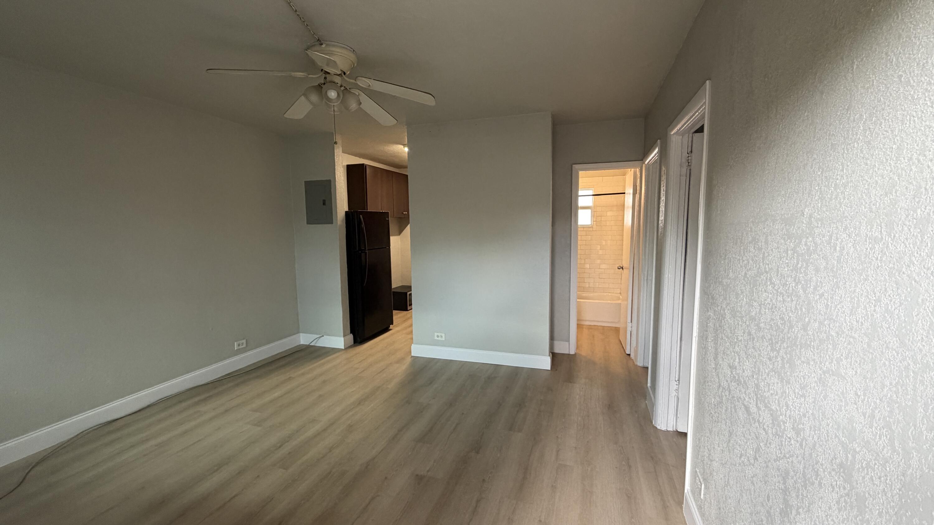 LINCOLN PARK FOURTH ADD - Residential Income