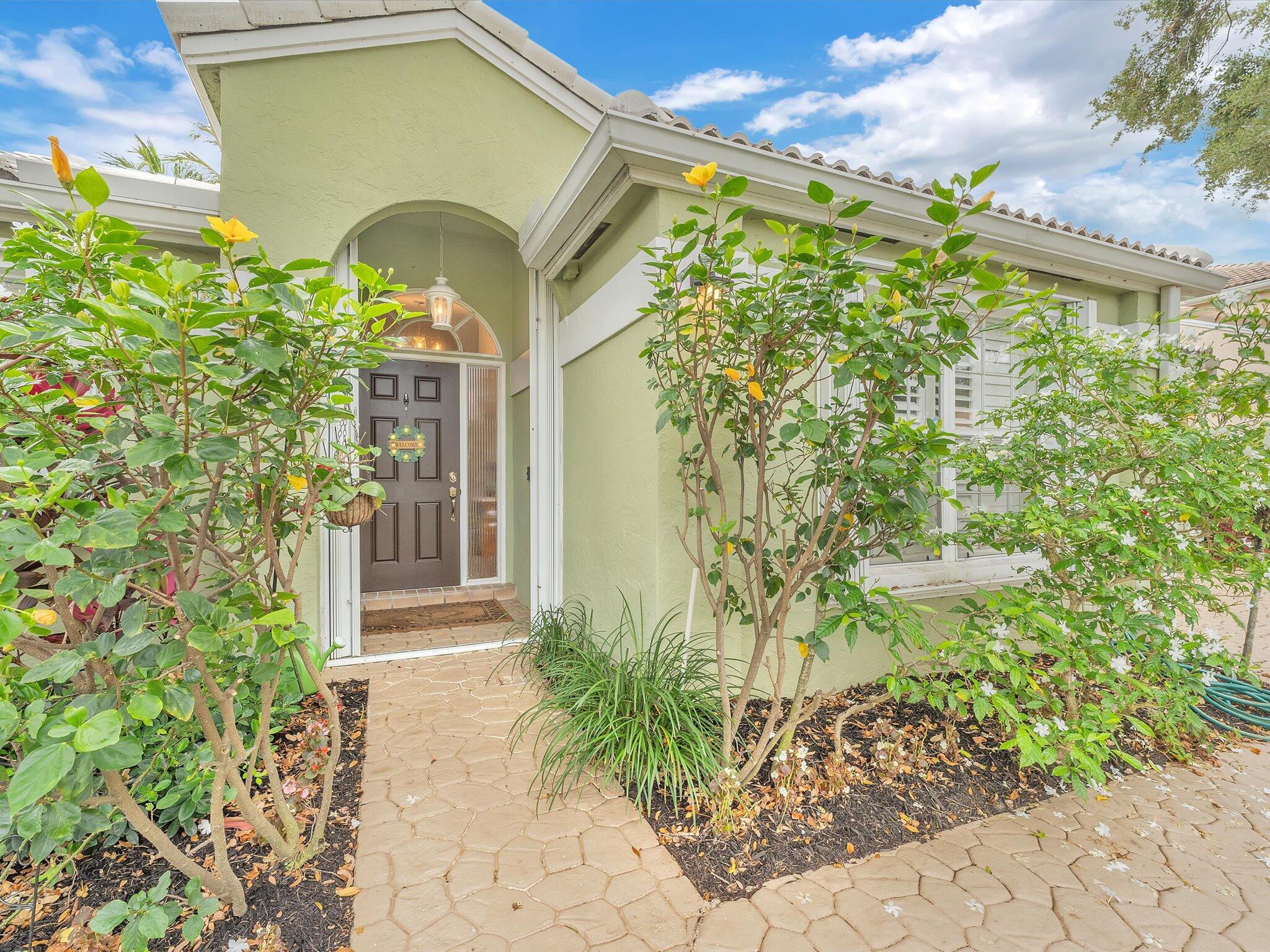SIENA OAKS - Residential