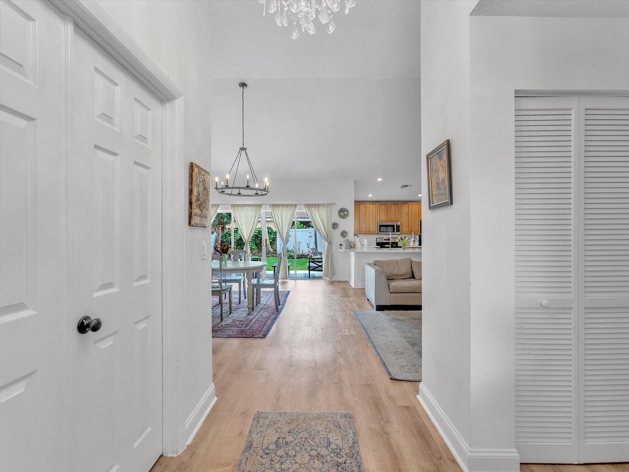 SIENA OAKS - Residential