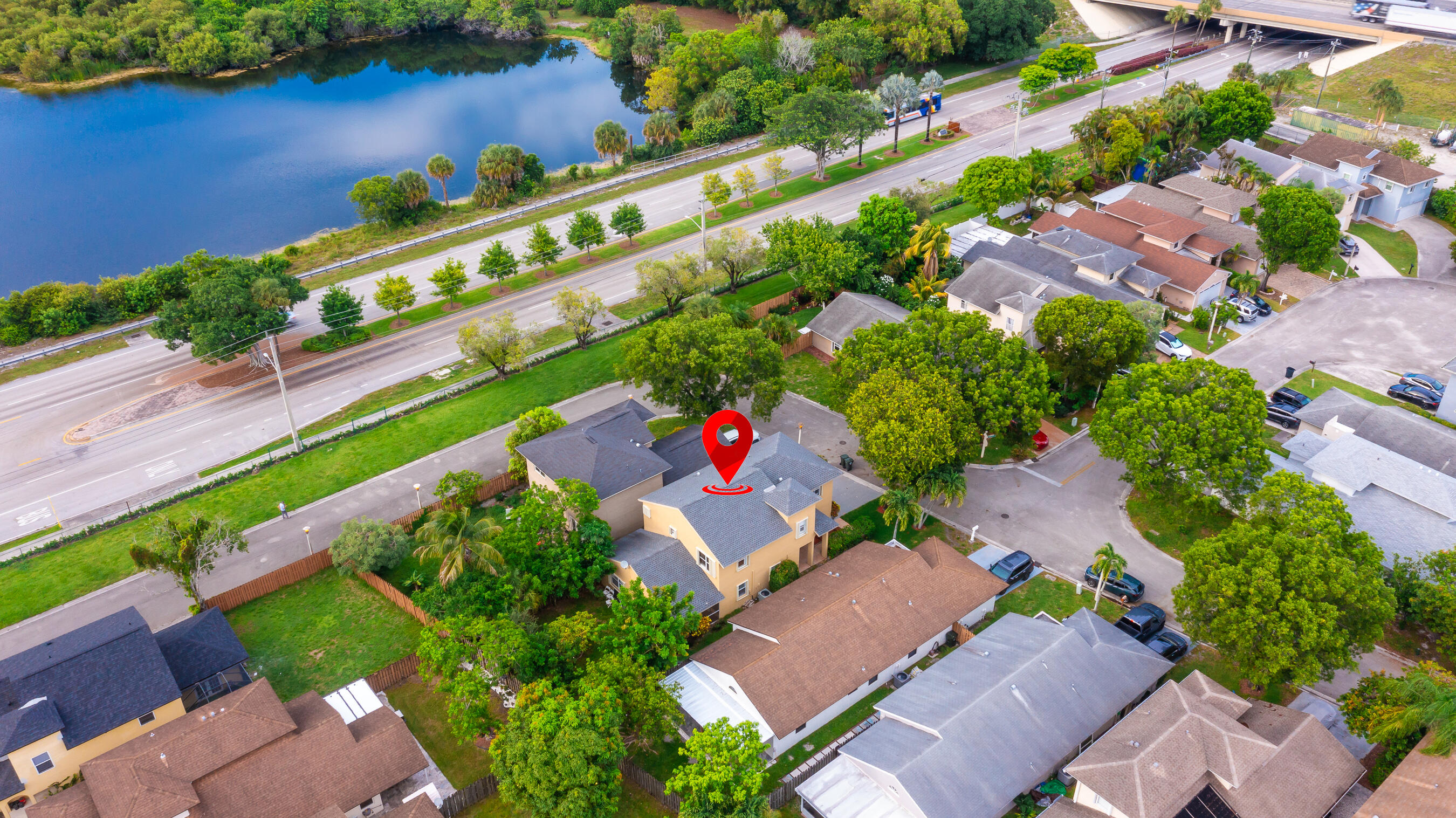 LAKEVIEW HOMES AT CENTURA PARC V - Residential Lease