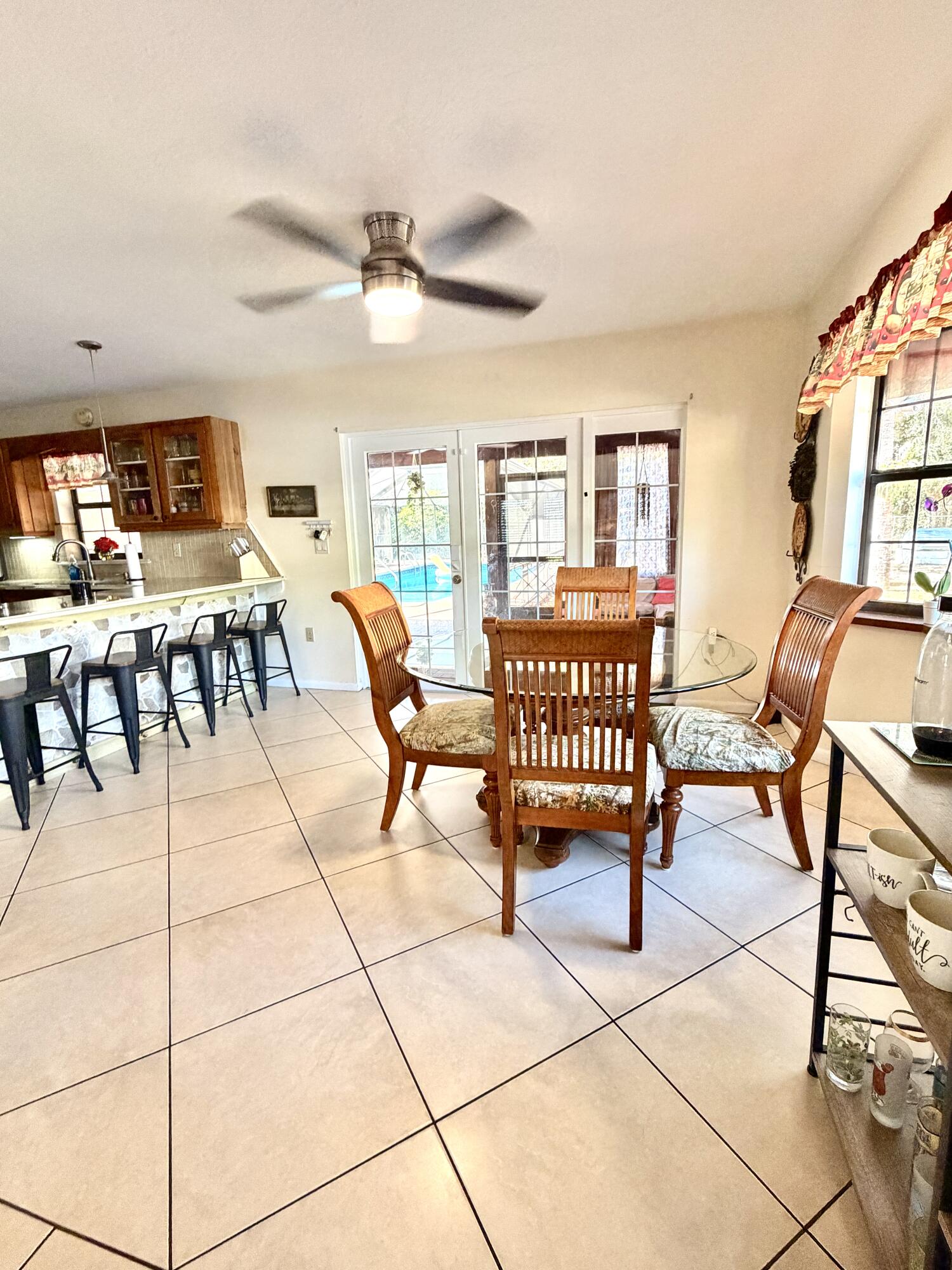 BET-HER ACRES - Residential