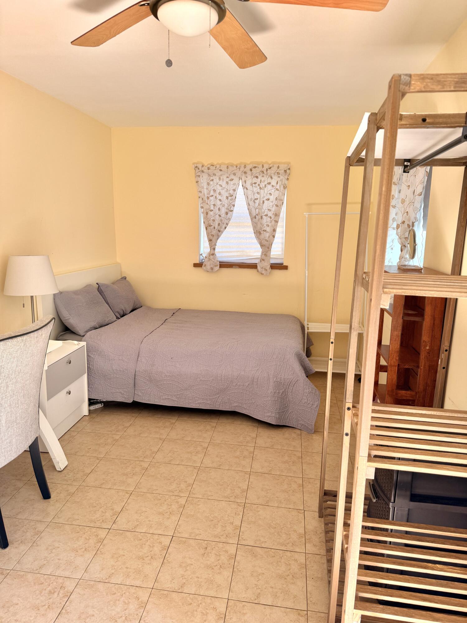 BET-HER ACRES - Residential