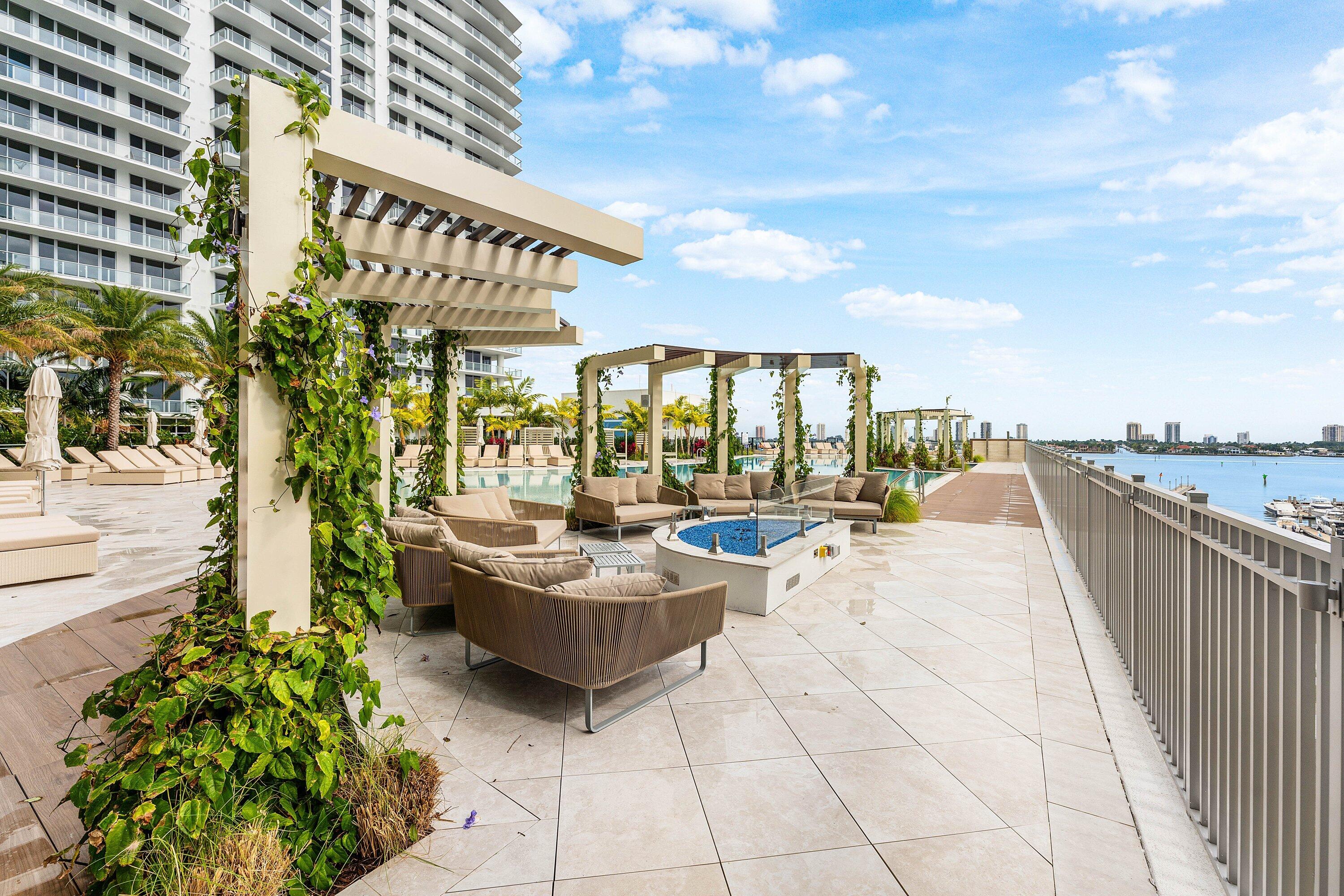 Nautilus 220 Condominium - Residential