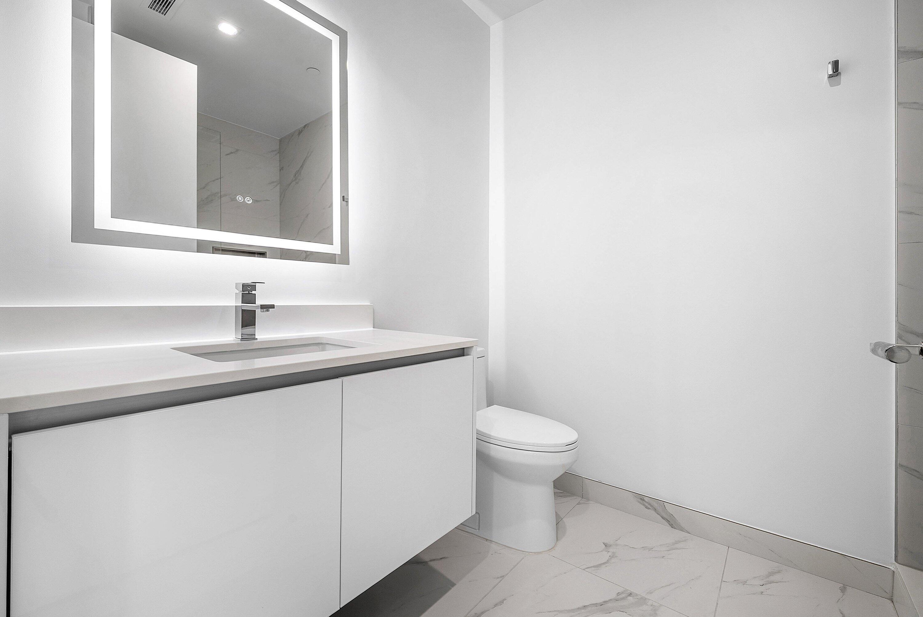Nautilus 220 Condominium - Residential