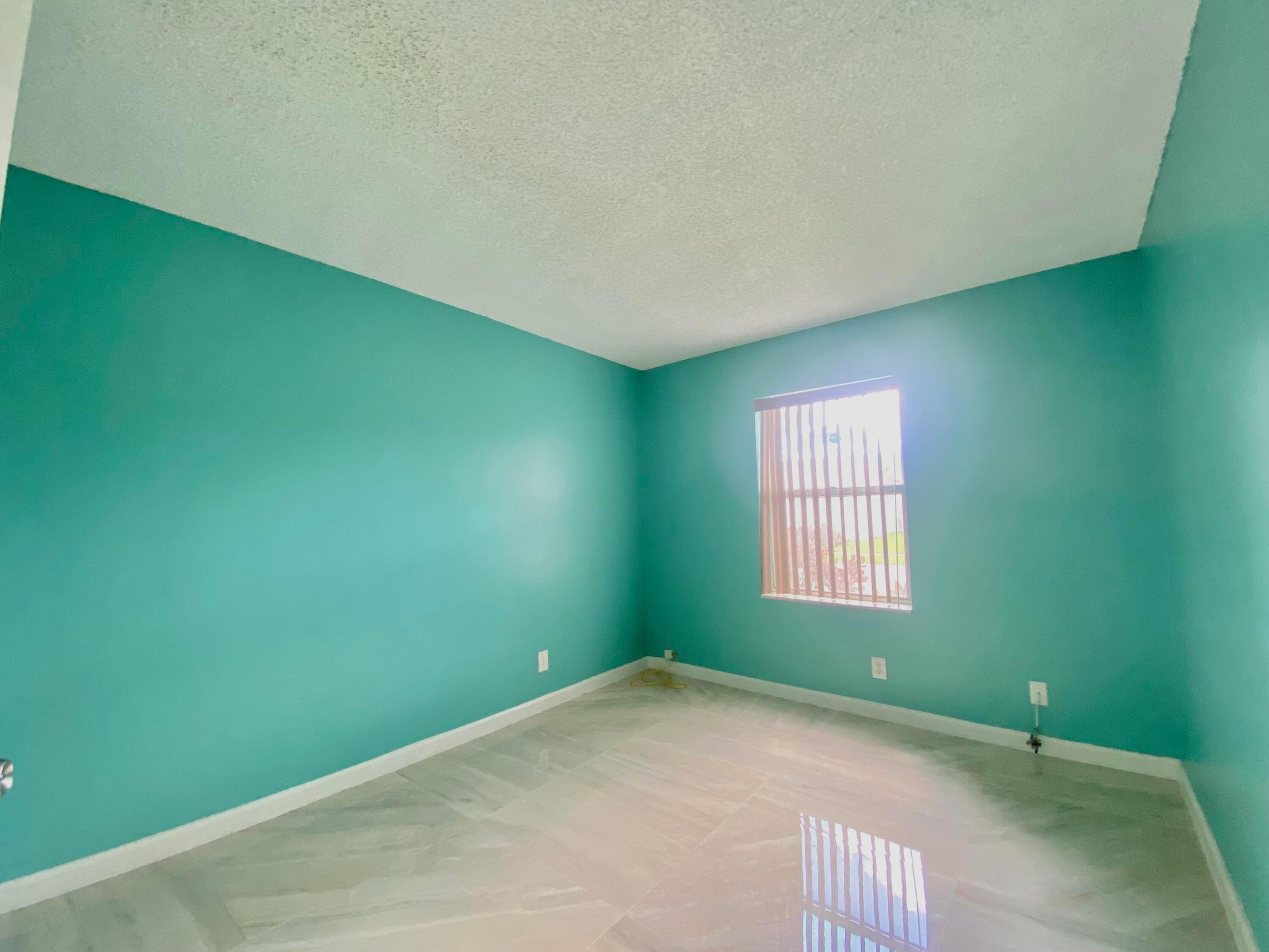 LEE ESTATES 5 - Residential Lease