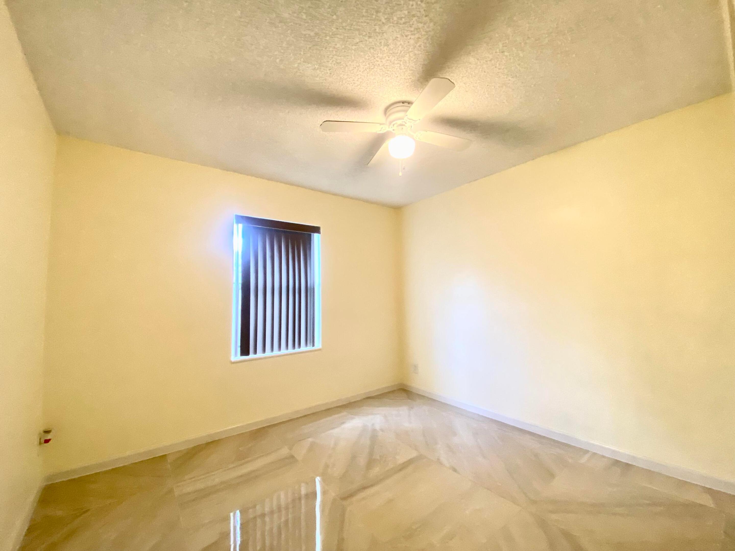 LEE ESTATES 5 - Residential Lease