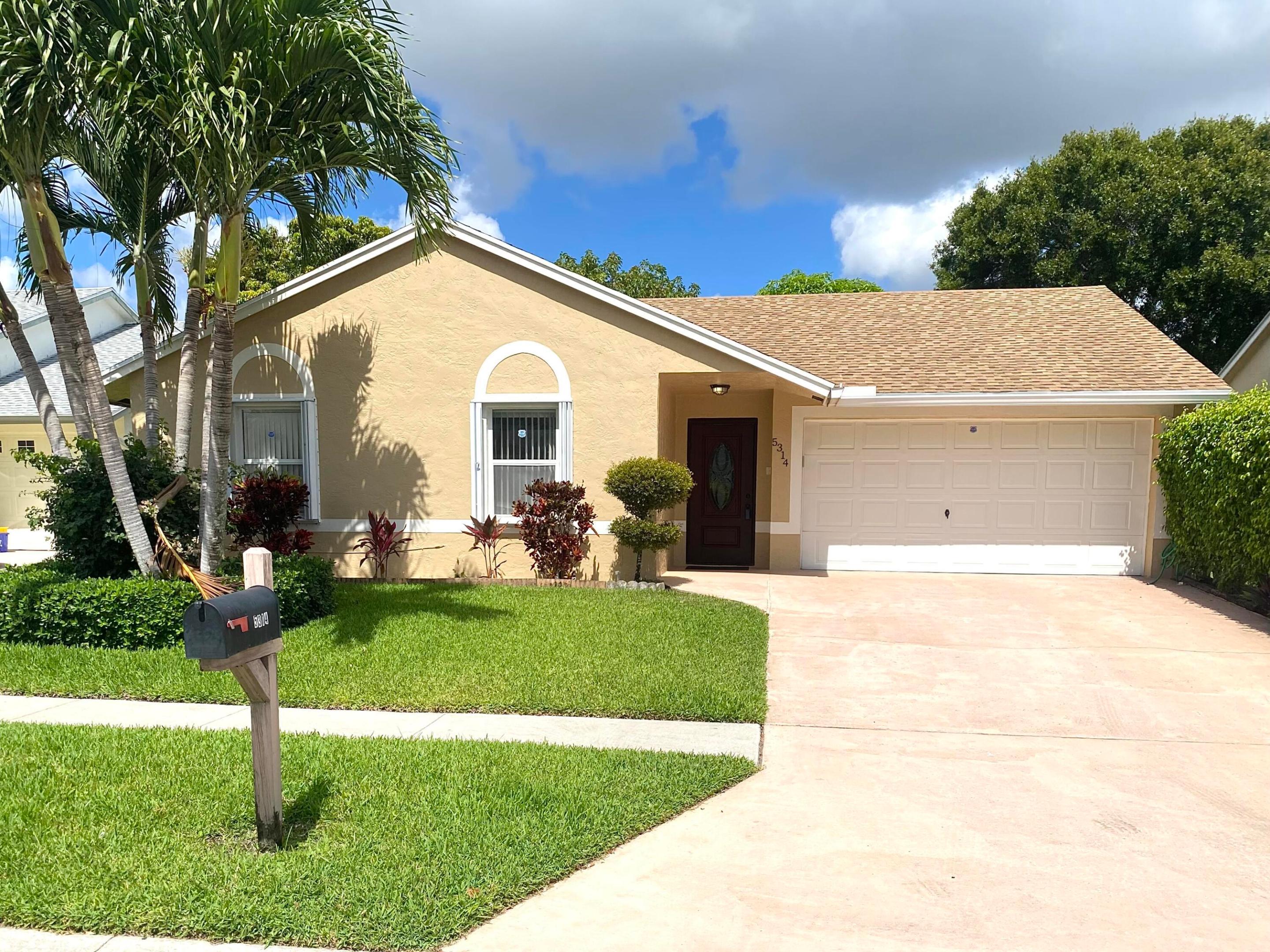 LEE ESTATES 5 - Residential Lease