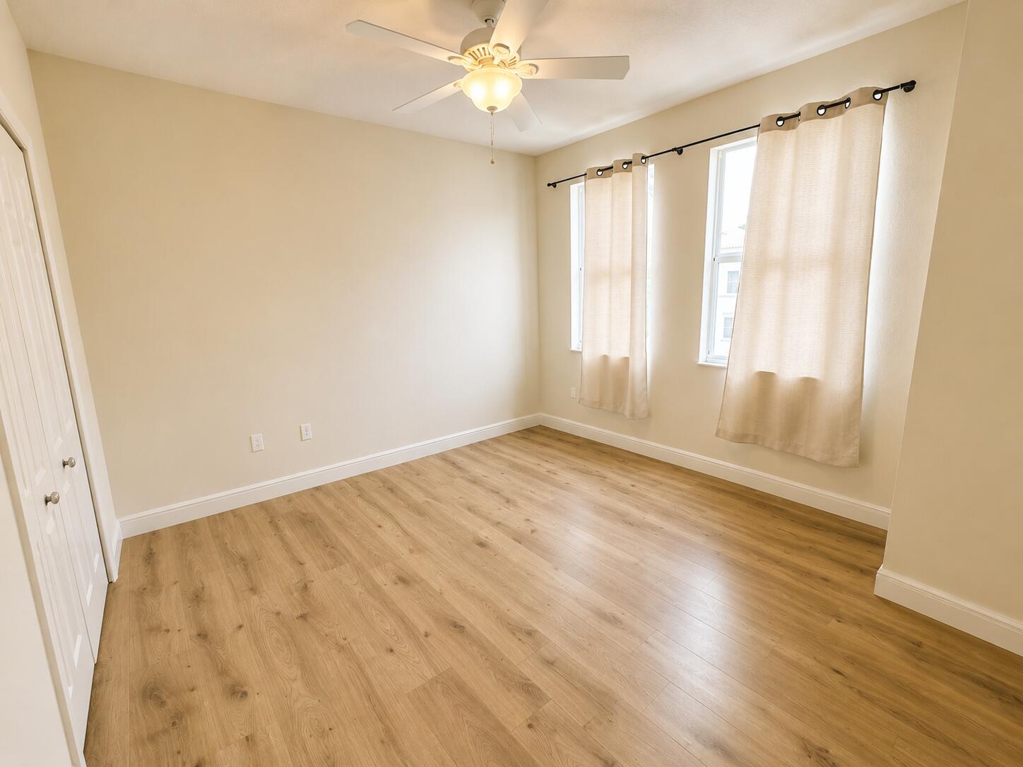 RESIDENCES AT LEGACY PLACE CONDO - Residential
