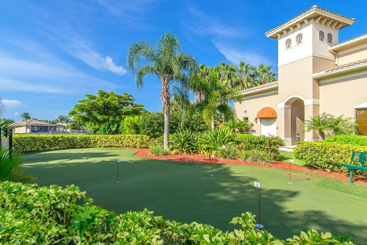 VALENCIA POINTE 1 - Residential