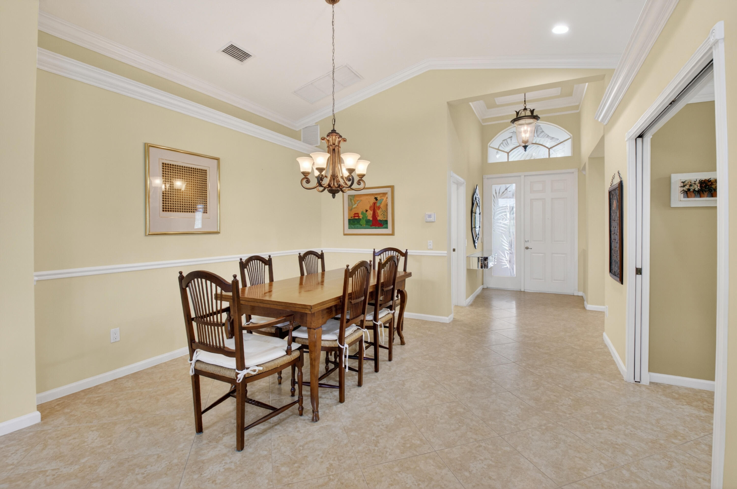 VALENCIA POINTE 1 - Residential