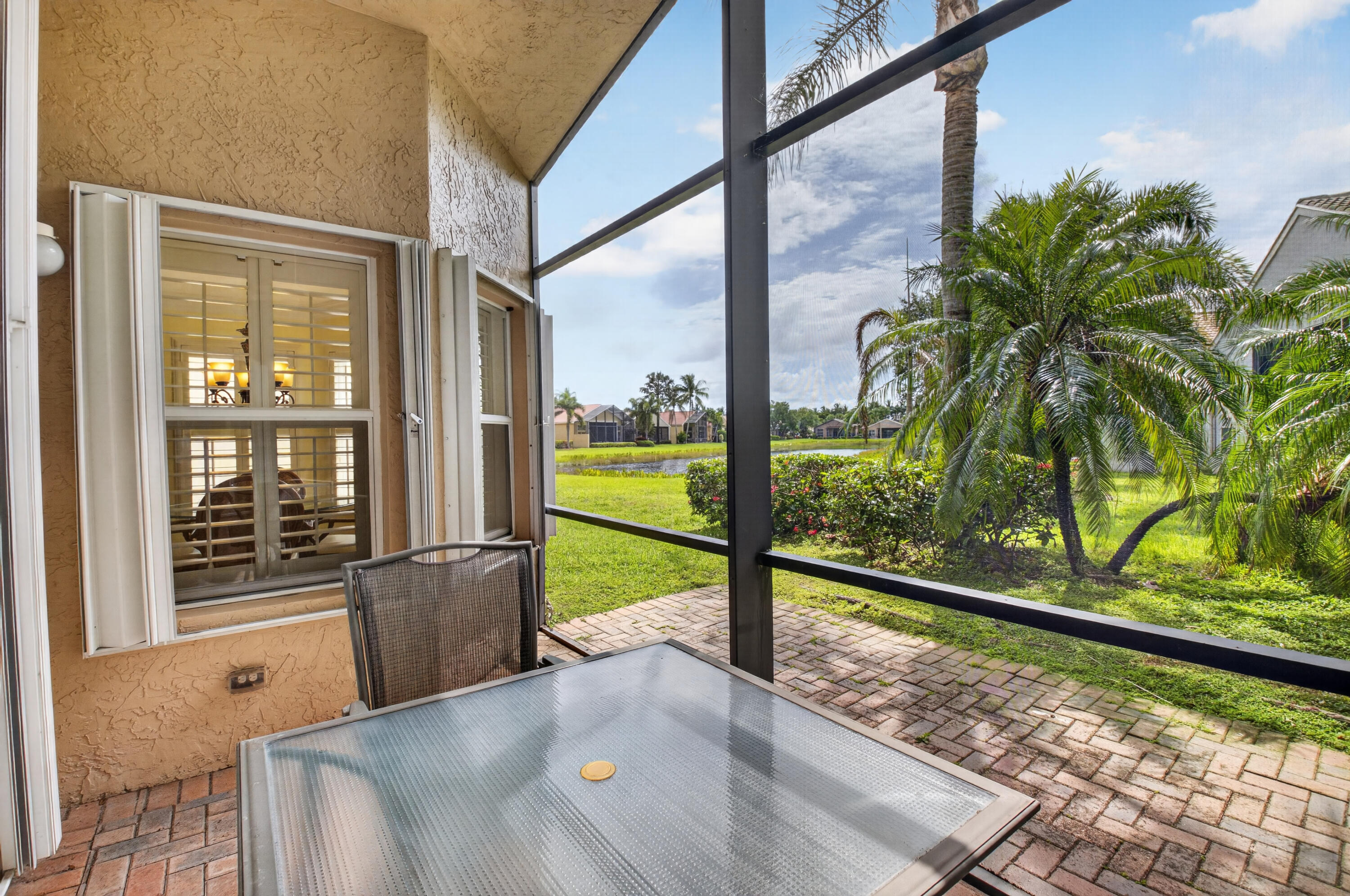 VALENCIA POINTE 1 - Residential