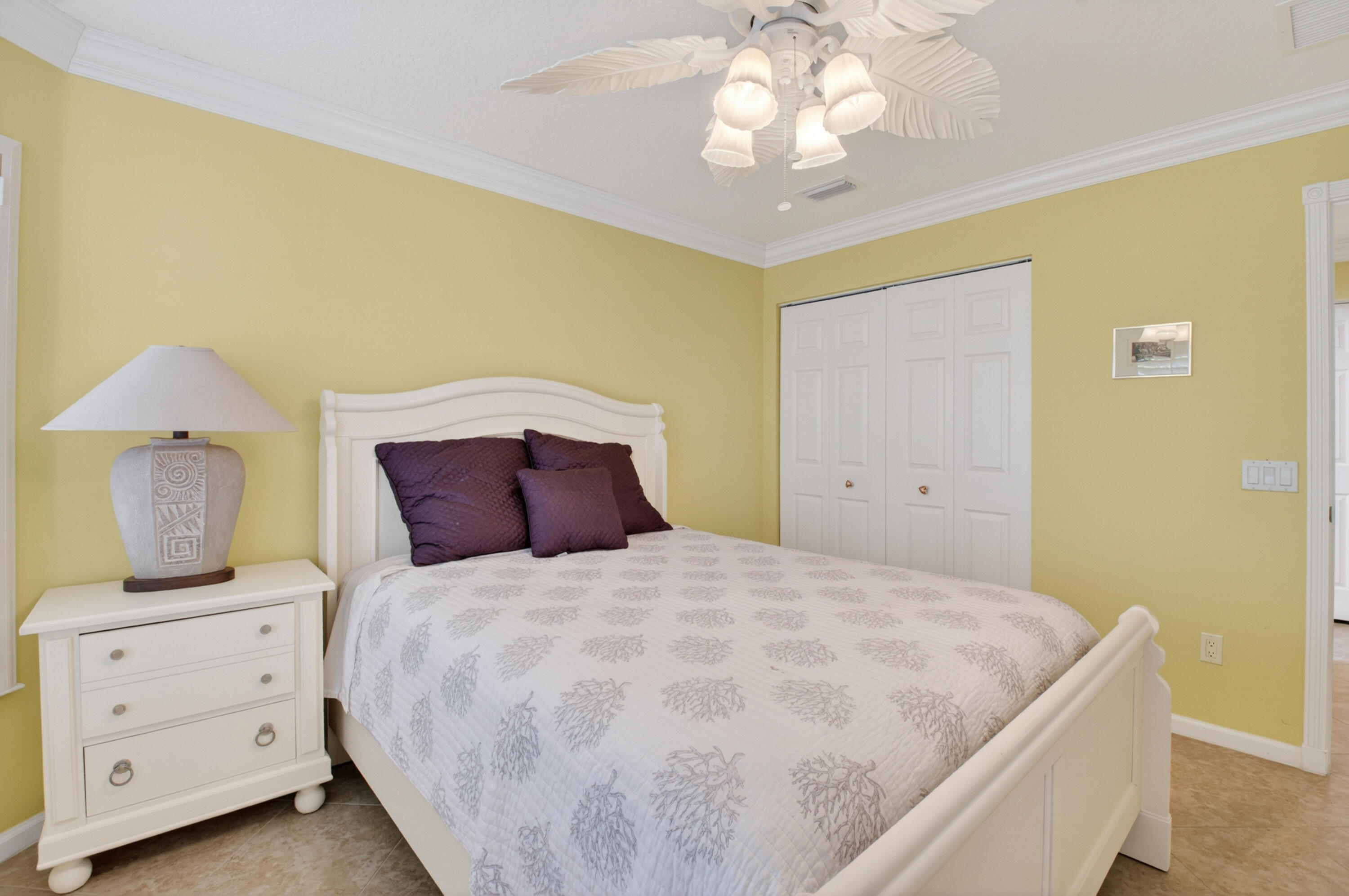 VALENCIA POINTE 1 - Residential