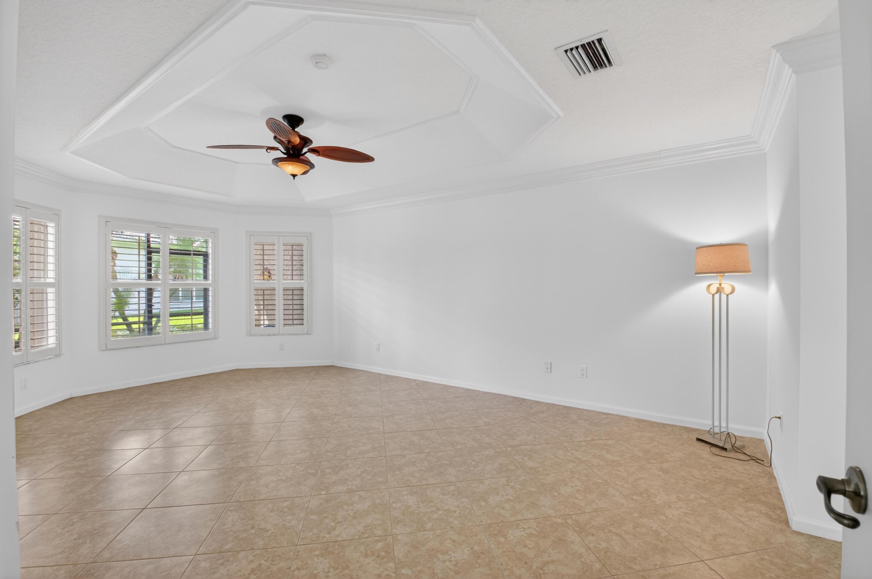 VALENCIA POINTE 1 - Residential