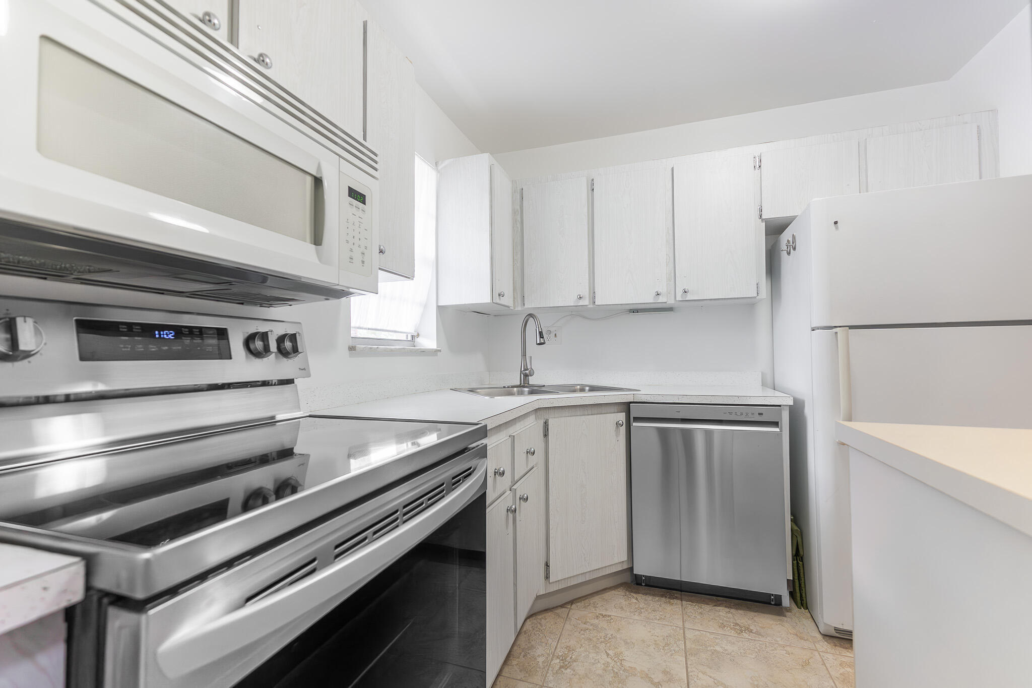 KING MOUNTAIN CONDO (AKA MONTEREY YACHT & COUNTRY - Residential