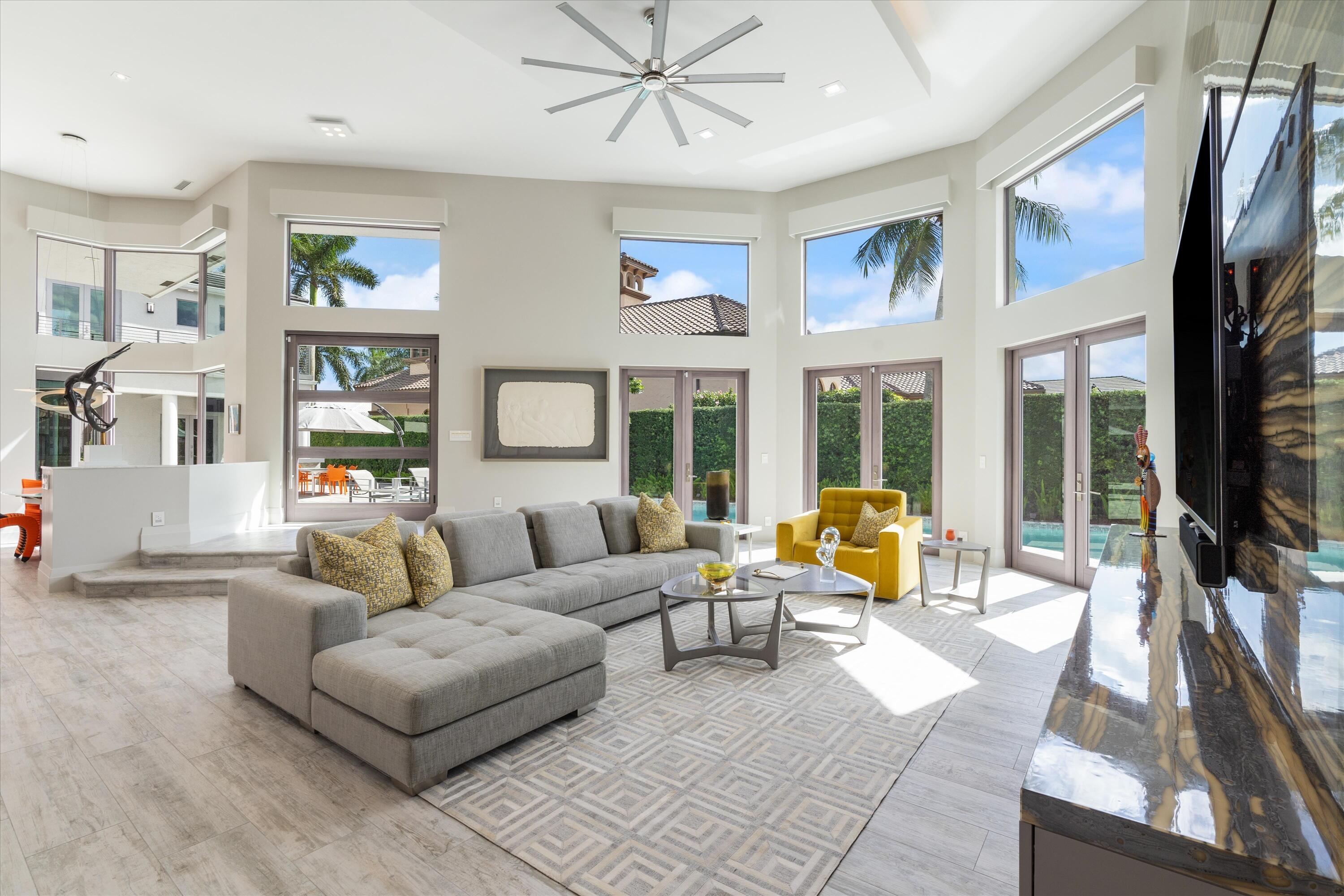 ROYAL HIDDEN COVE / POLO CLUB - Residential