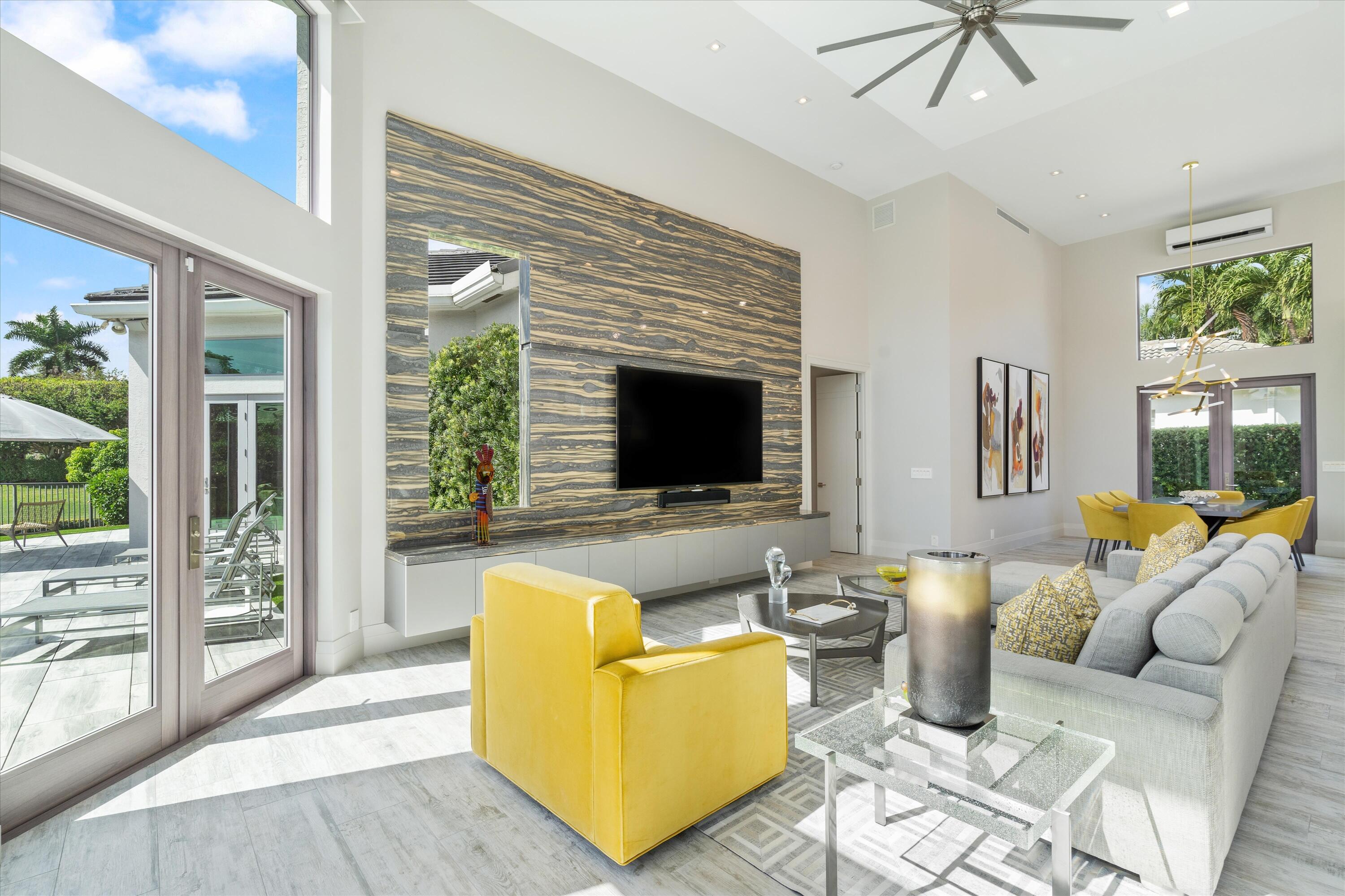 ROYAL HIDDEN COVE / POLO CLUB - Residential