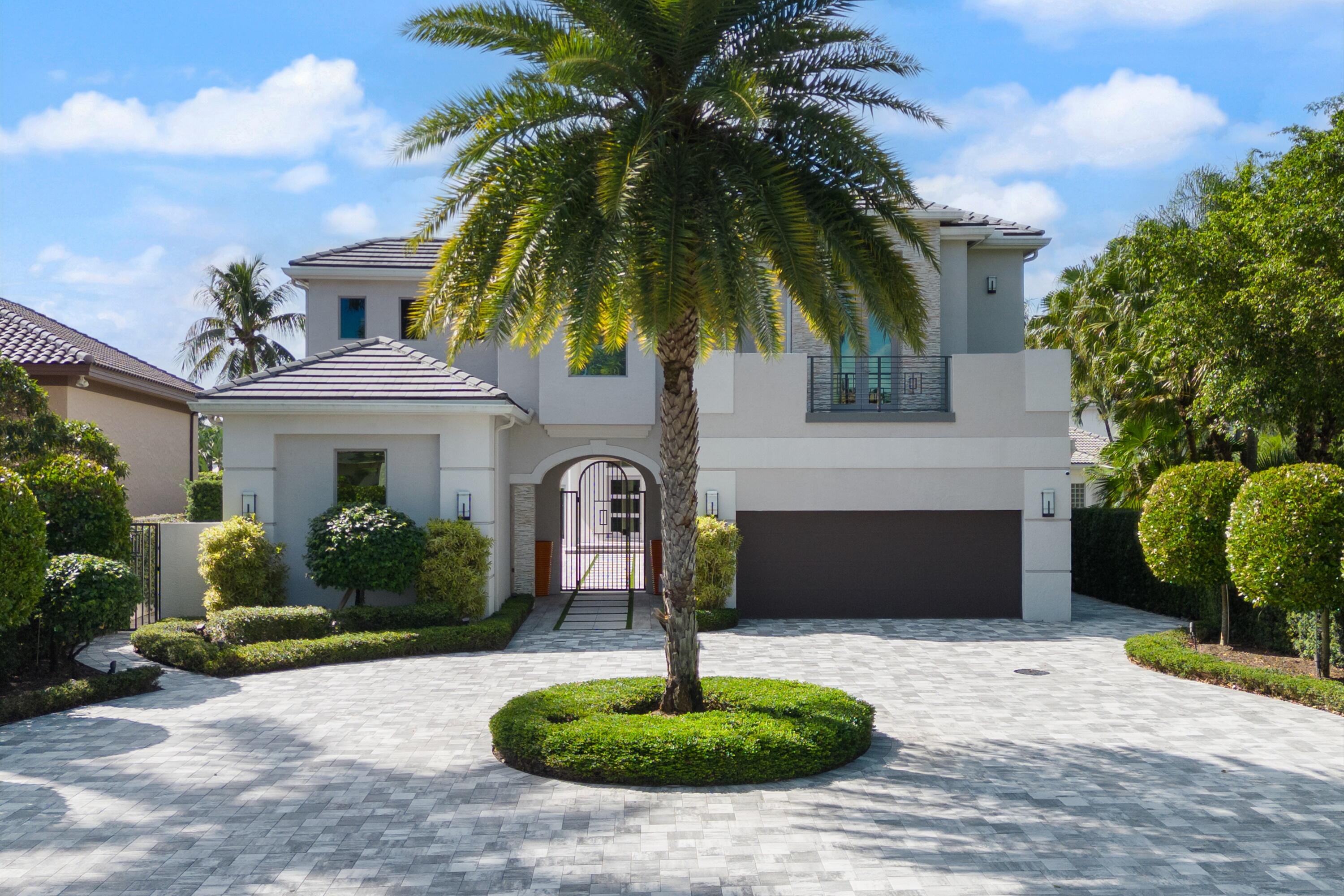 ROYAL HIDDEN COVE / POLO CLUB - Residential