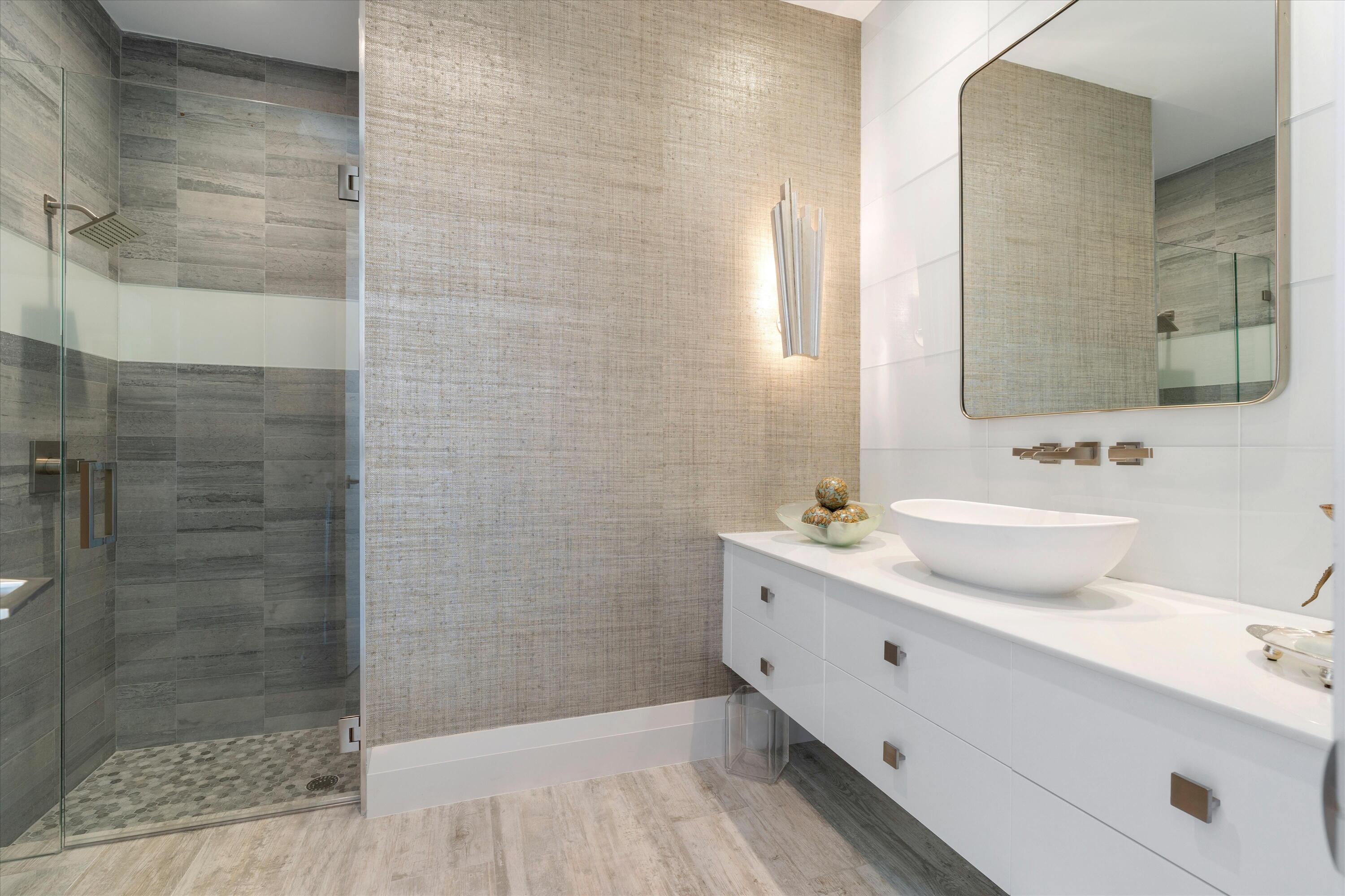 ROYAL HIDDEN COVE / POLO CLUB - Residential