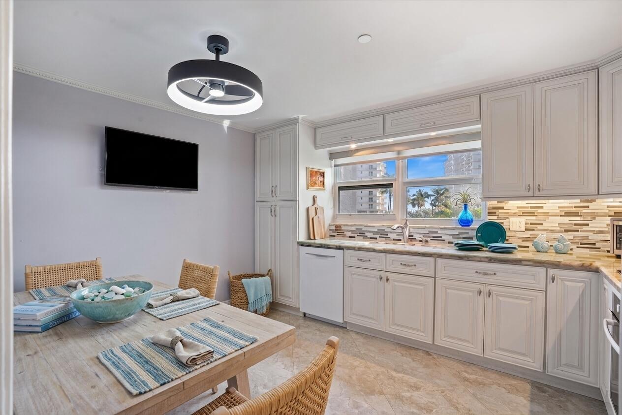 SEAGATE OF HIGHLAND CONDO - Residential