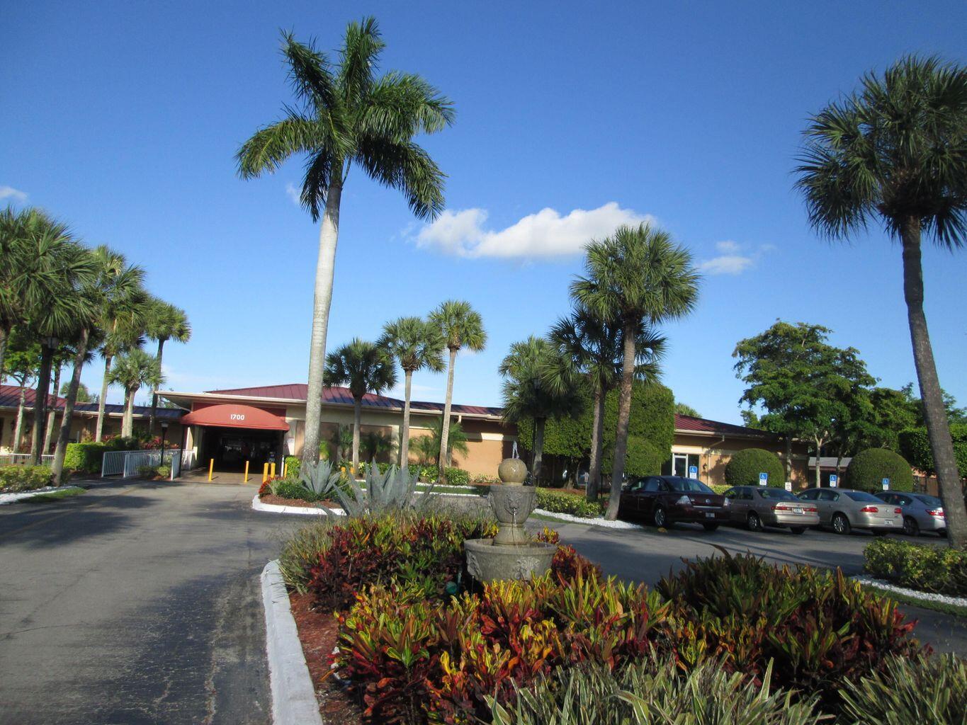 GOLDEN LAKES VILLAGE CONDO 1 THRU 13-A - Residential