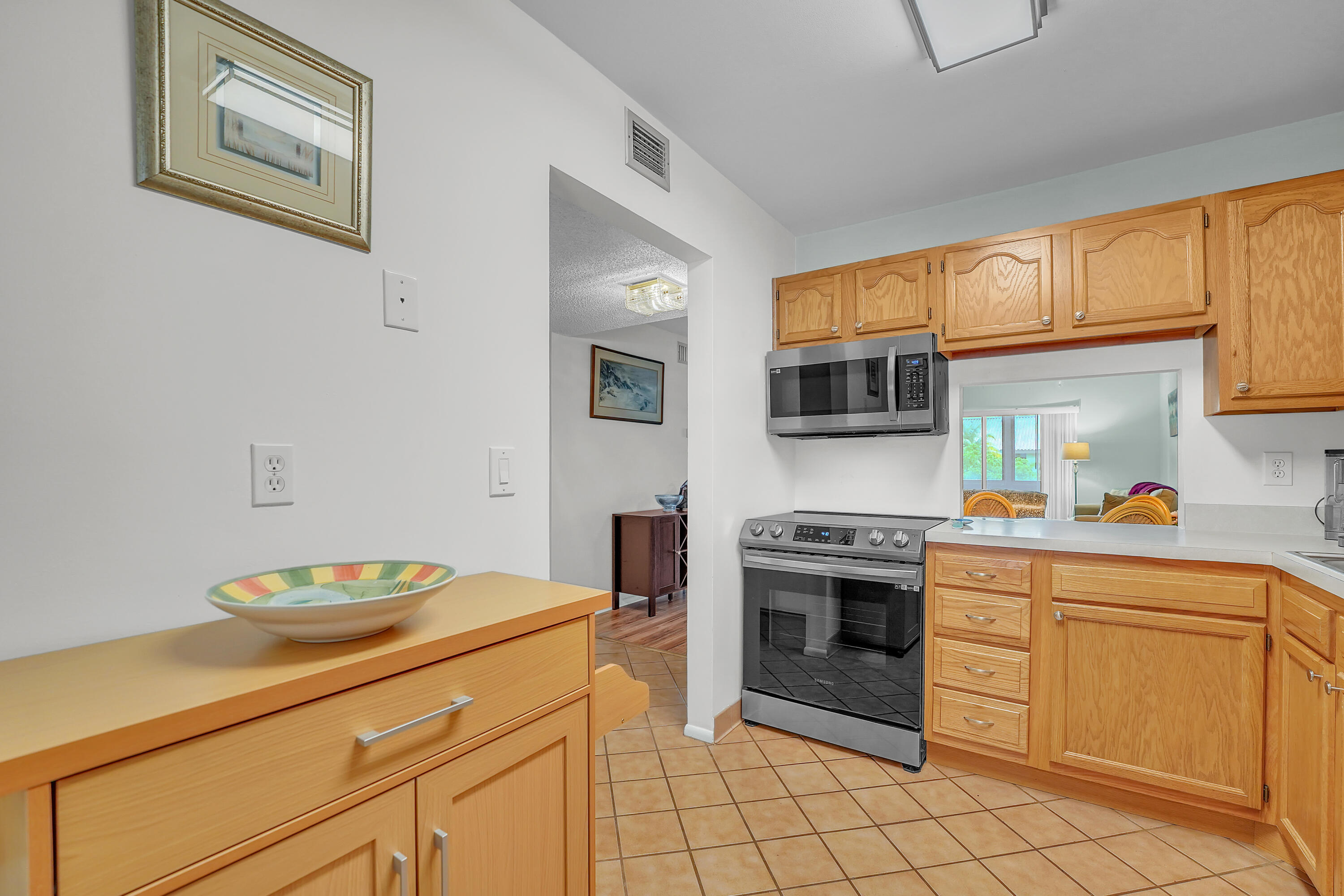 GOLDEN LAKES VILLAGE CONDO 1 THRU 13-A - Residential