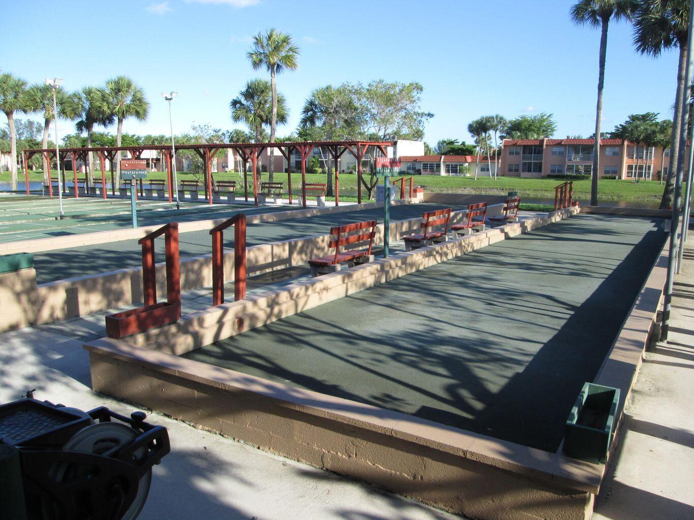 GOLDEN LAKES VILLAGE CONDO 1 THRU 13-A - Residential