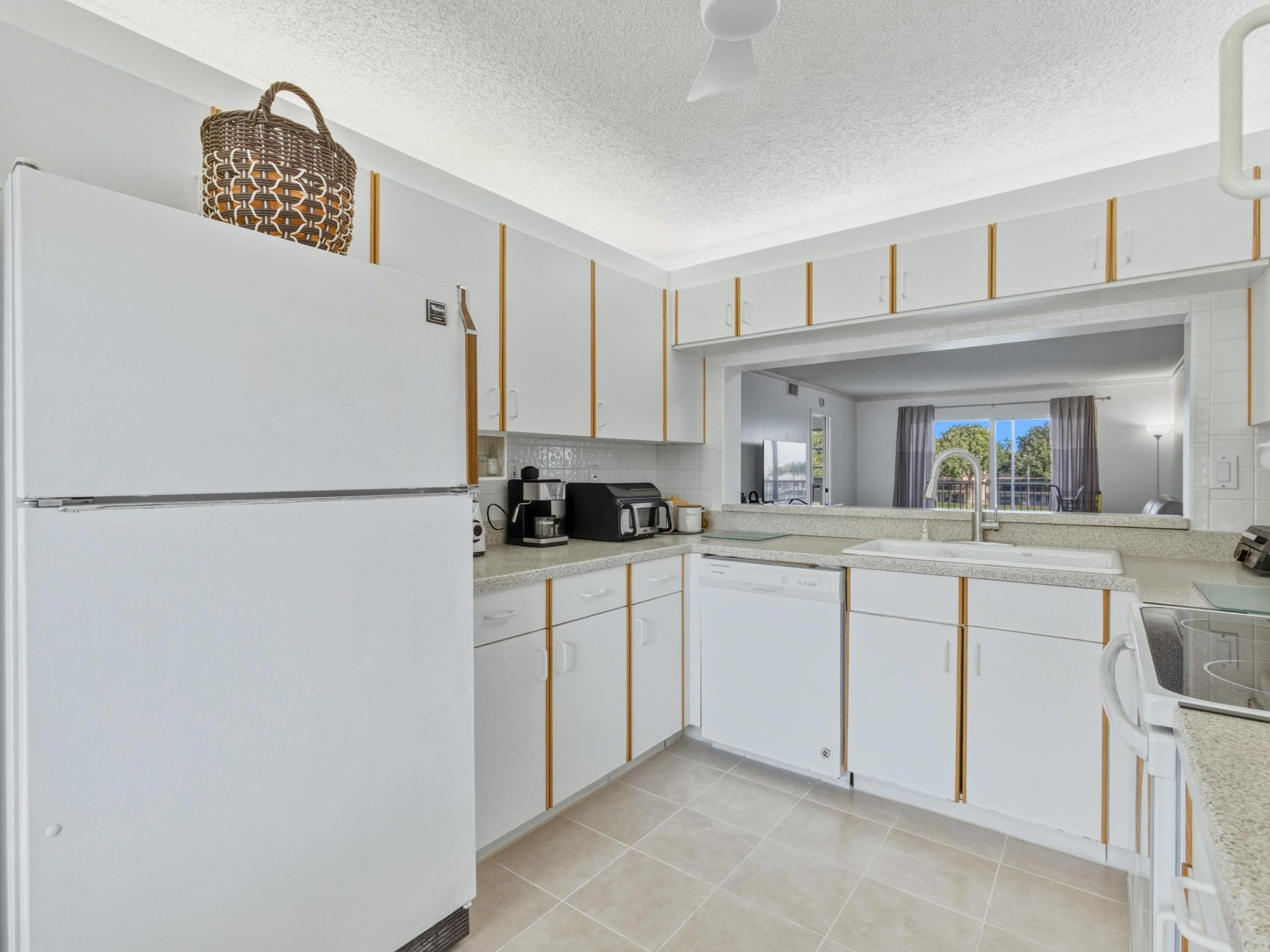 Devon Condominium - Residential