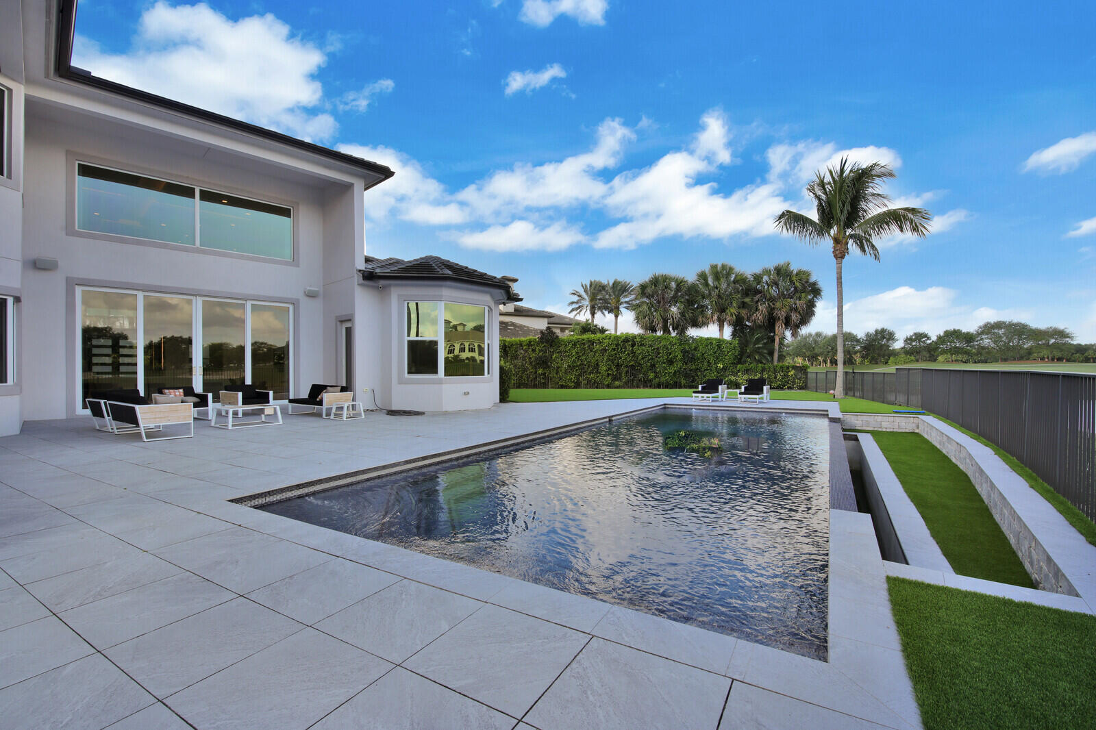 Mizner Country Club - Residential