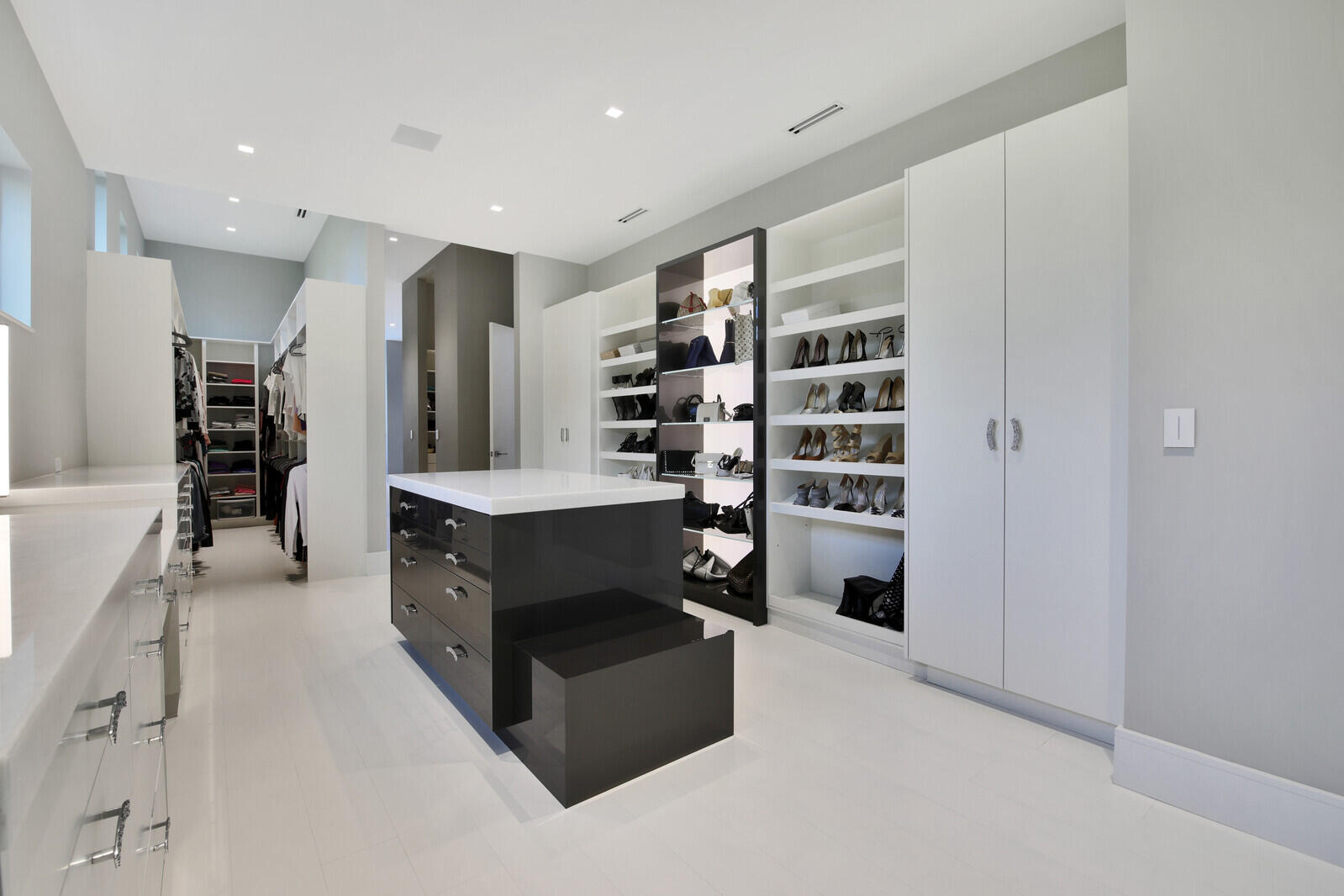 Mizner Country Club - Residential
