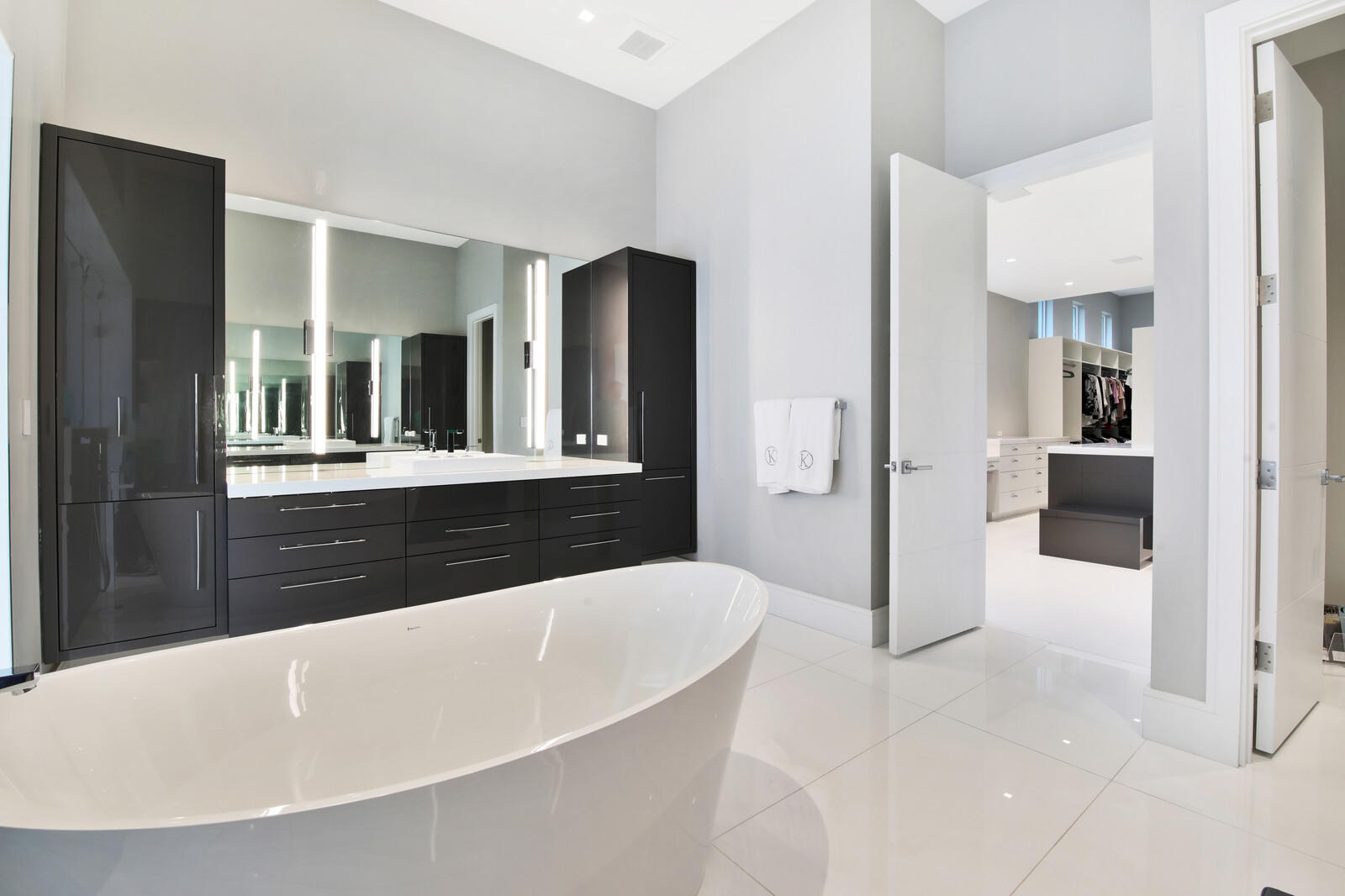 Mizner Country Club - Residential