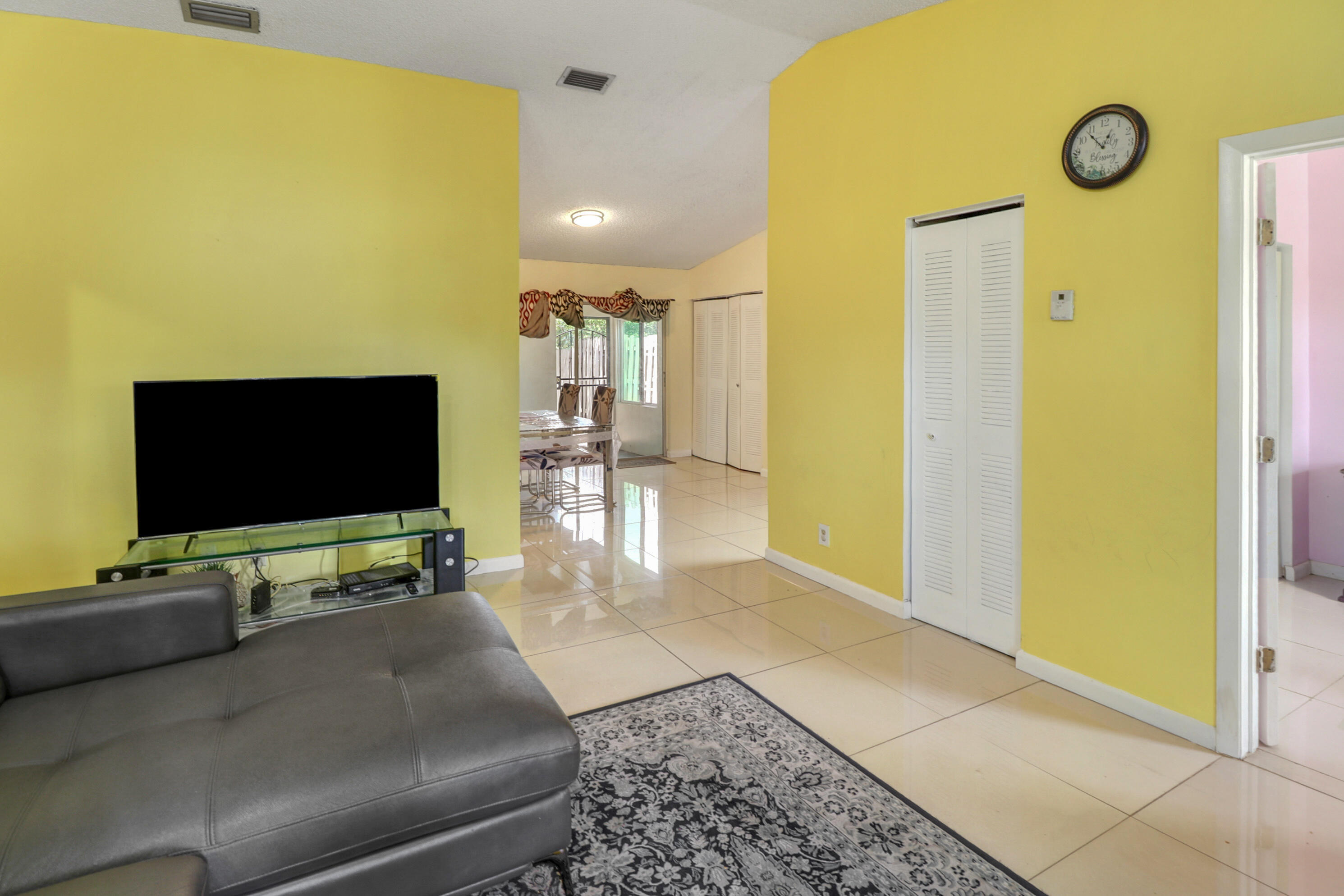 BOYNTON LAKES 1 - Residential