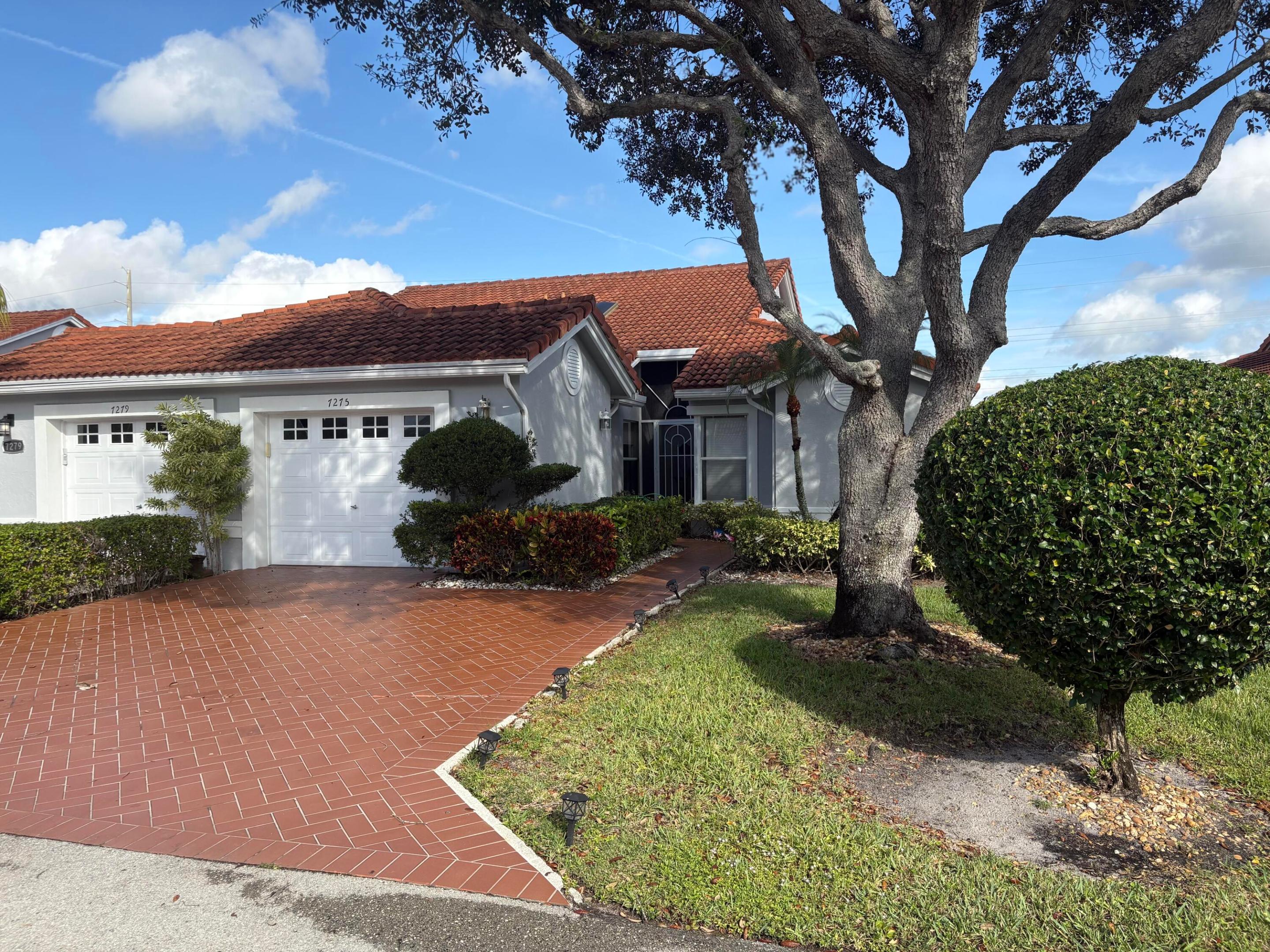 Available for the off-season, this home has everything you need to enjoy your time in the Florida sun!  Featuring 2 bedrooms & a versatile den, this spacious villa is well appointed with all the comforts you'll need. You're sure to love spending breezy days on the screened patio with a private lake view. Cable TV, internet & water are all included. The community's clubhouse has undergone a multimillion dollar renovation and will be reopened for you to enjoy. You'll also be able to enjoy heated pools, tennis, pickleball and a wealth of events and activities. Get ready to have the best winter of your life! Be sure to stop by and check out the newly renovated clubhouse!