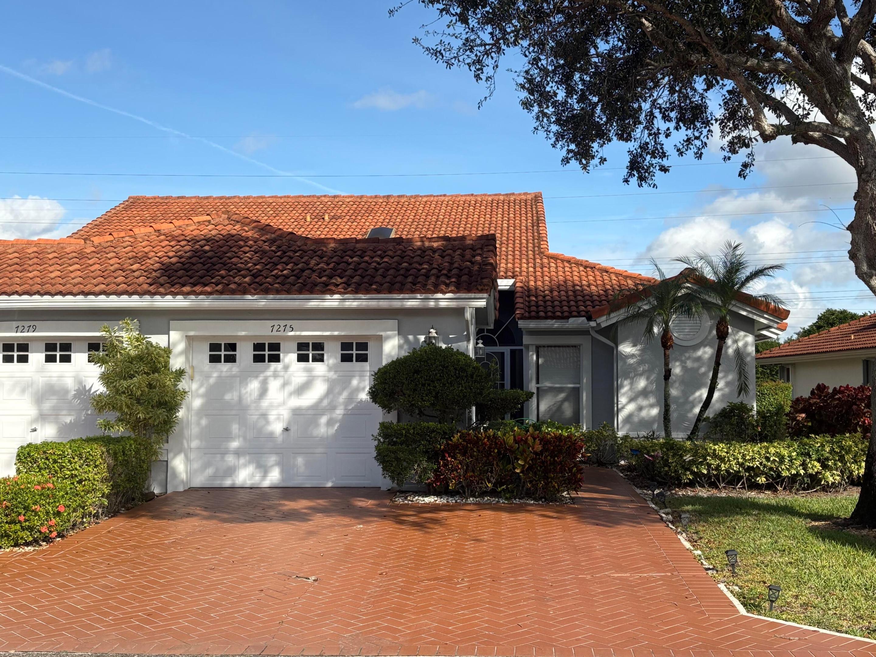 PALM ISLES I, II AND III CONDOS - Residential Lease