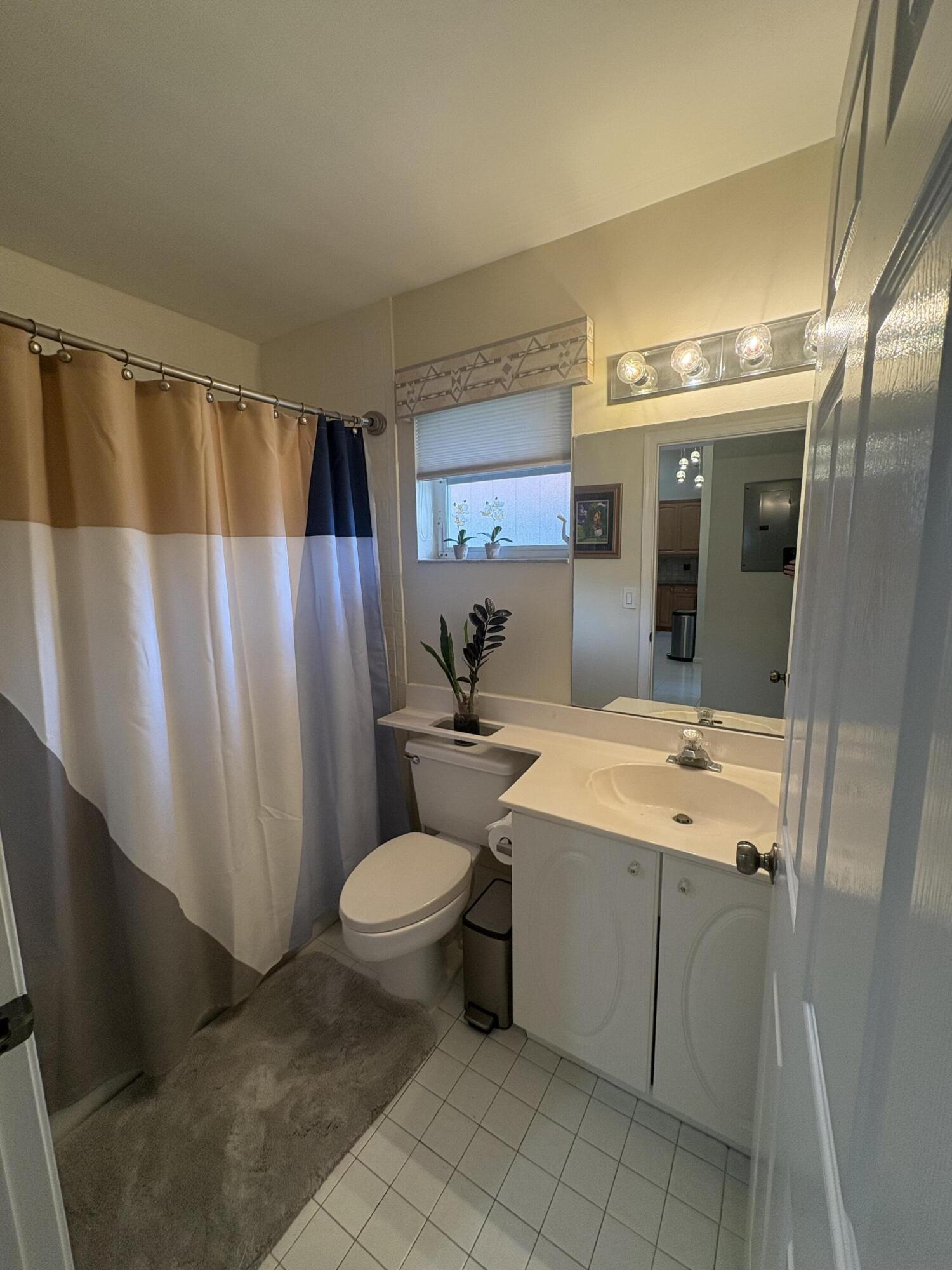 PALM ISLES I, II AND III CONDOS - Residential Lease