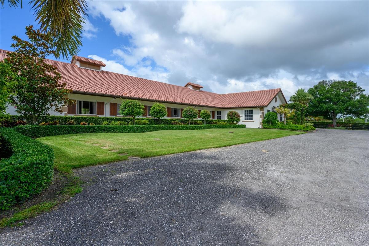 PALM BEACH POINT EAST - Residential
