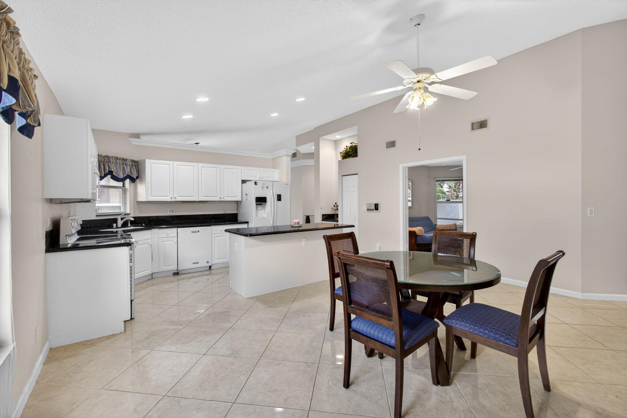 WATERS EDGE - Residential