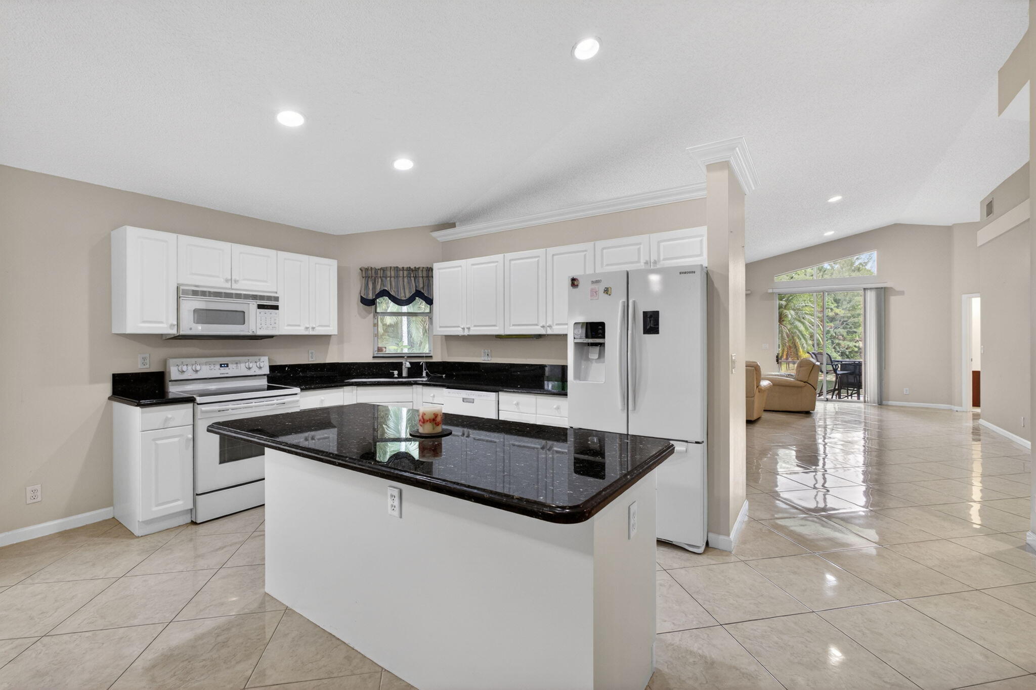 WATERS EDGE - Residential