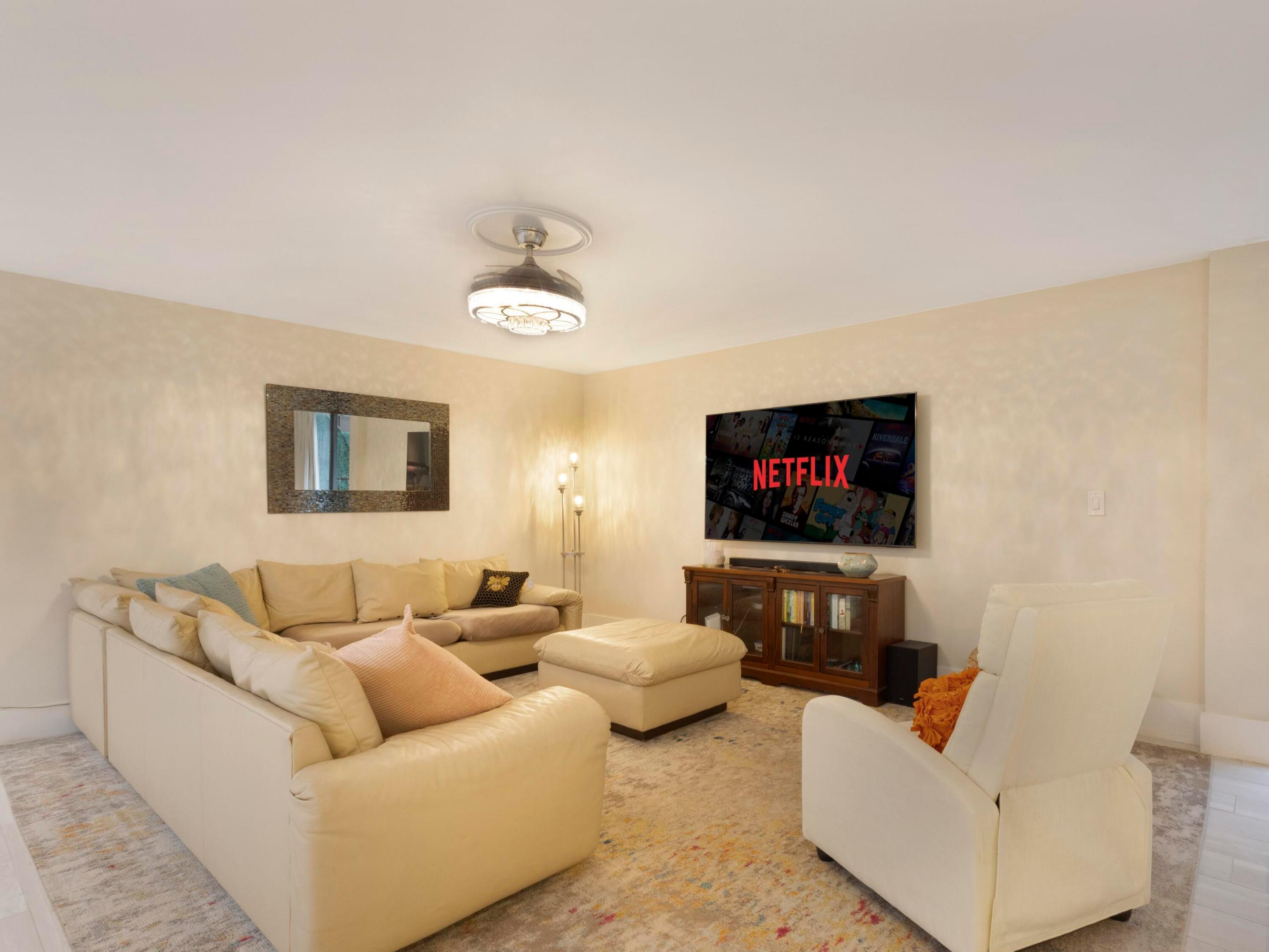 LAVERS RESORT & RACQUET CLUB - Residential Lease