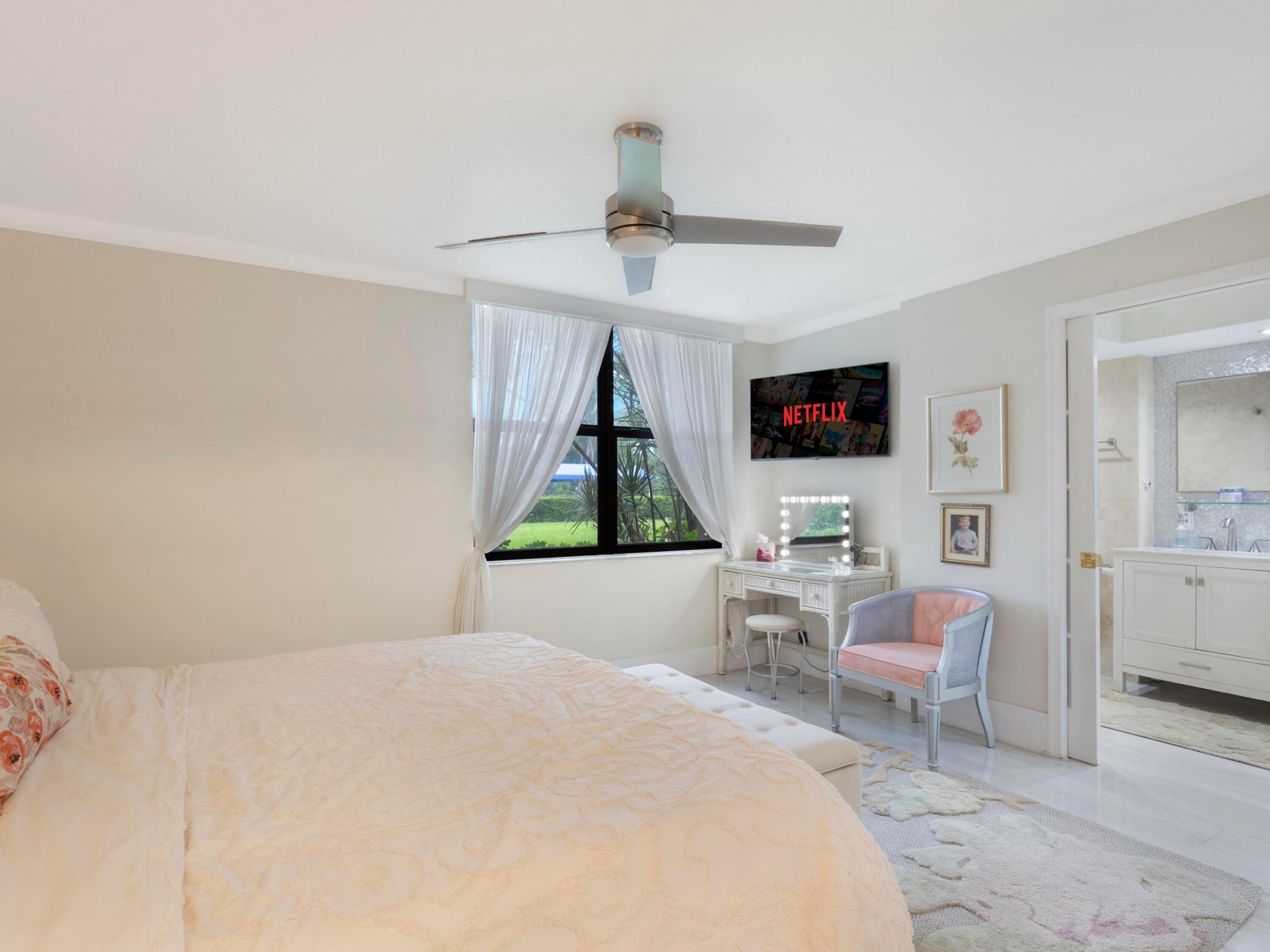 LAVERS RESORT & RACQUET CLUB - Residential Lease