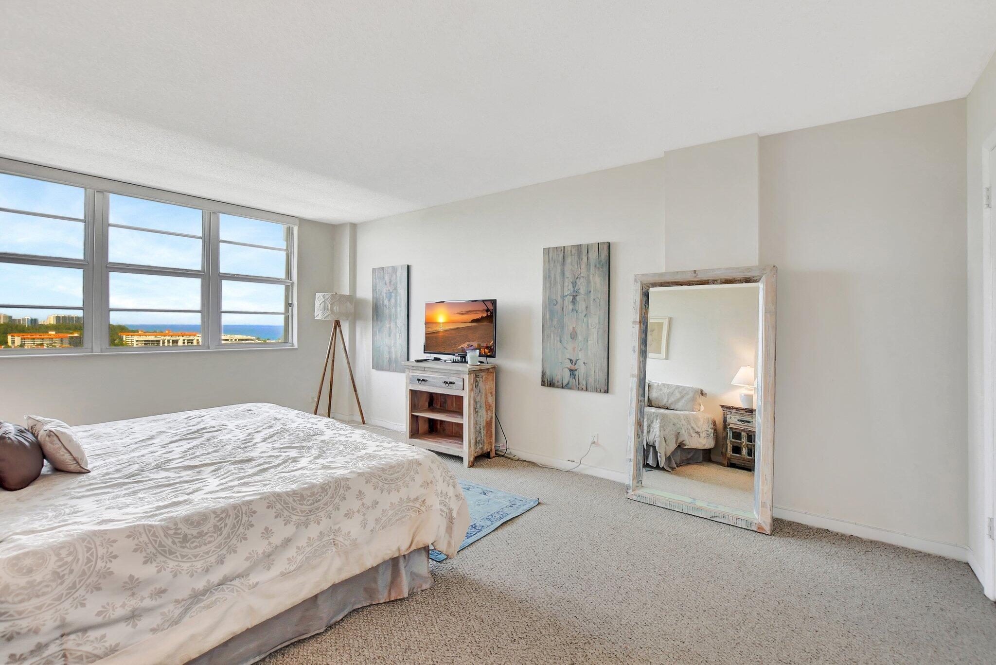 BOCA TOWERS CONDO PORTION - Residential Lease