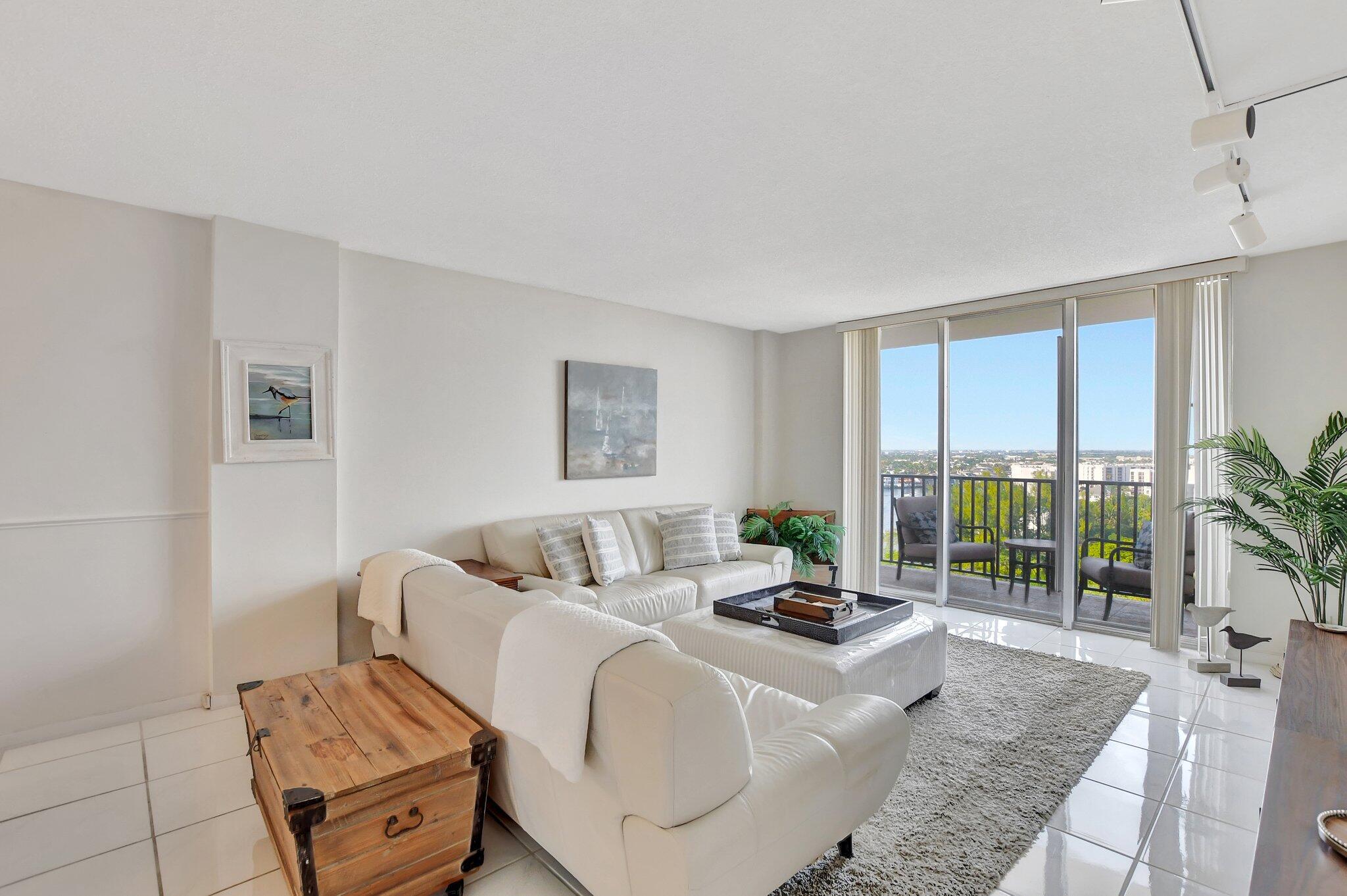 BOCA TOWERS CONDO PORTION - Residential Lease